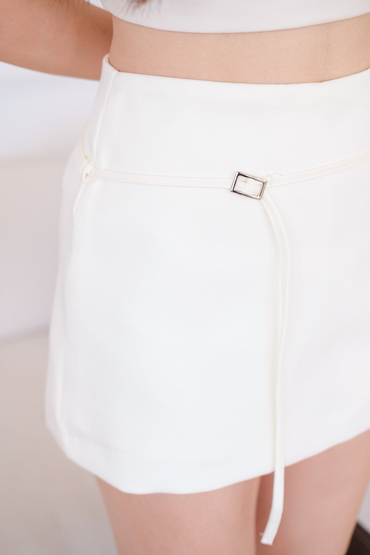 Tasha Mini Belt Skort (Cream)