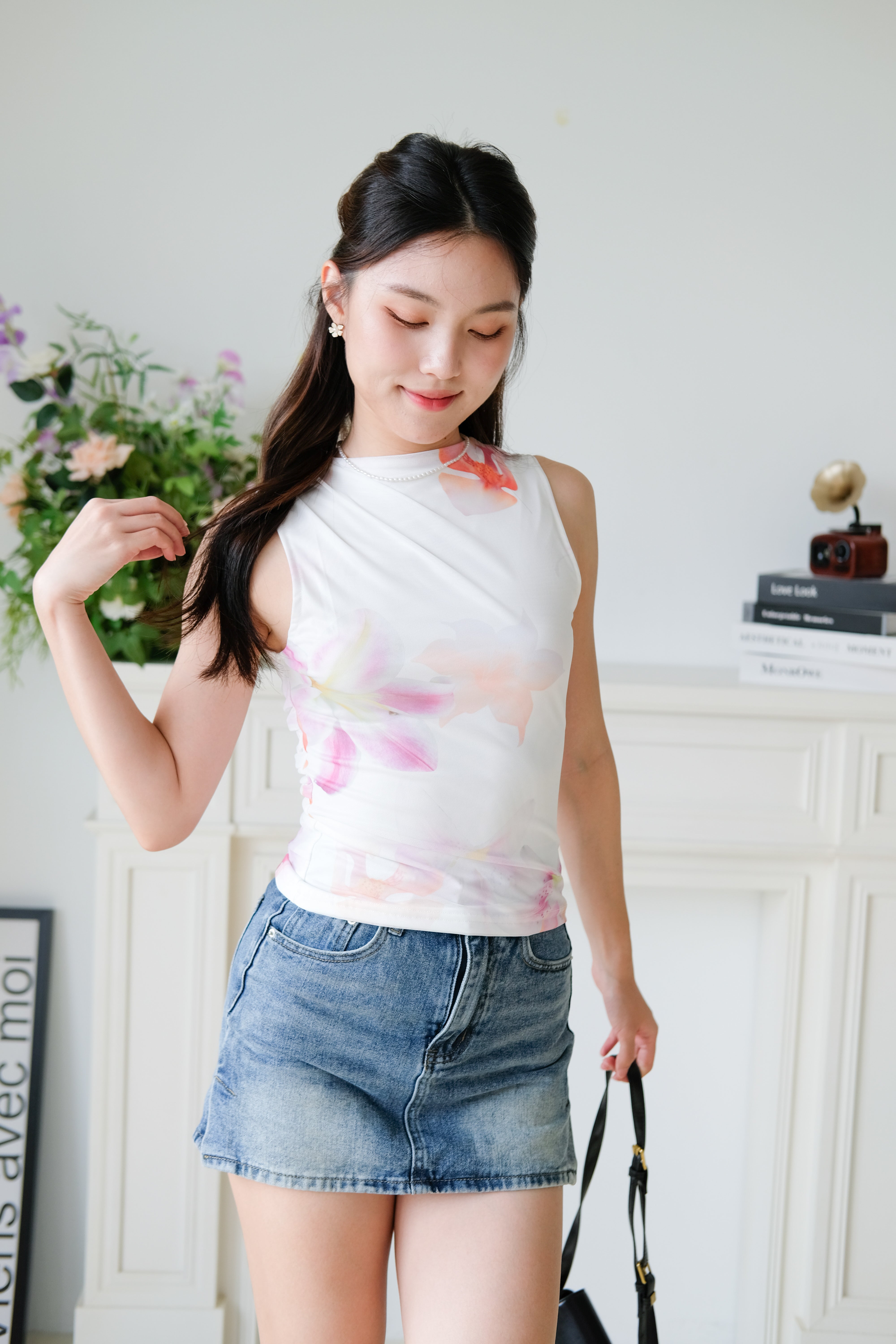 Lilo Abstract Floral Mesh Top (Lilac Flower)