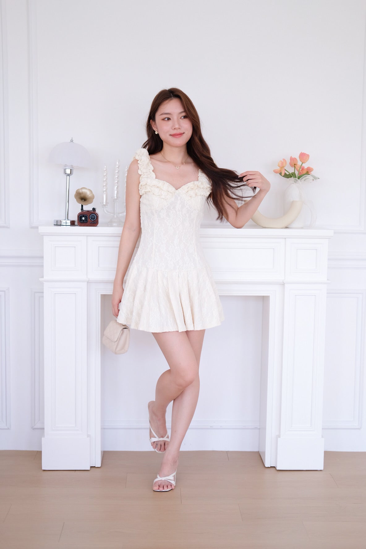 Lovell Lace Ruffle Dress (Cream)