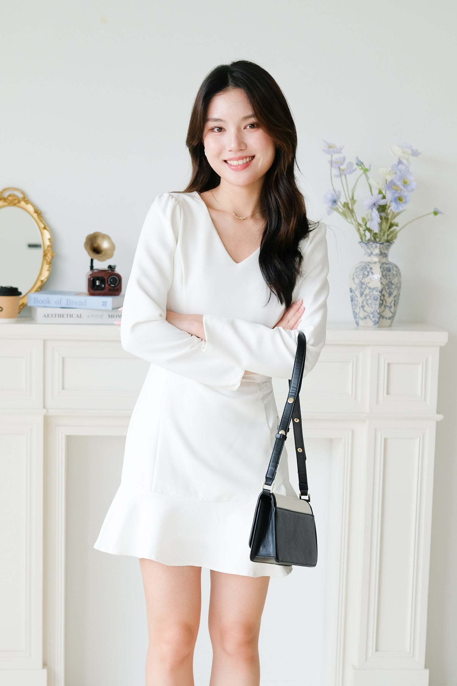 Phoebe Sleeves Ruffle Dress (White)