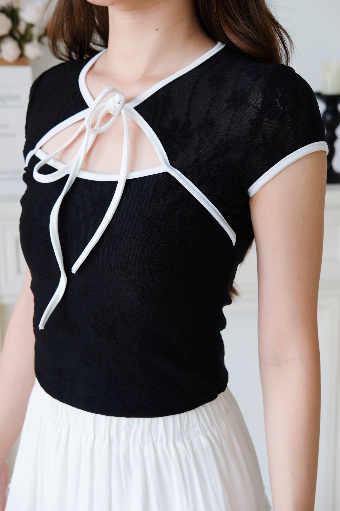 Irisa Lace Ribbon Top (Black)