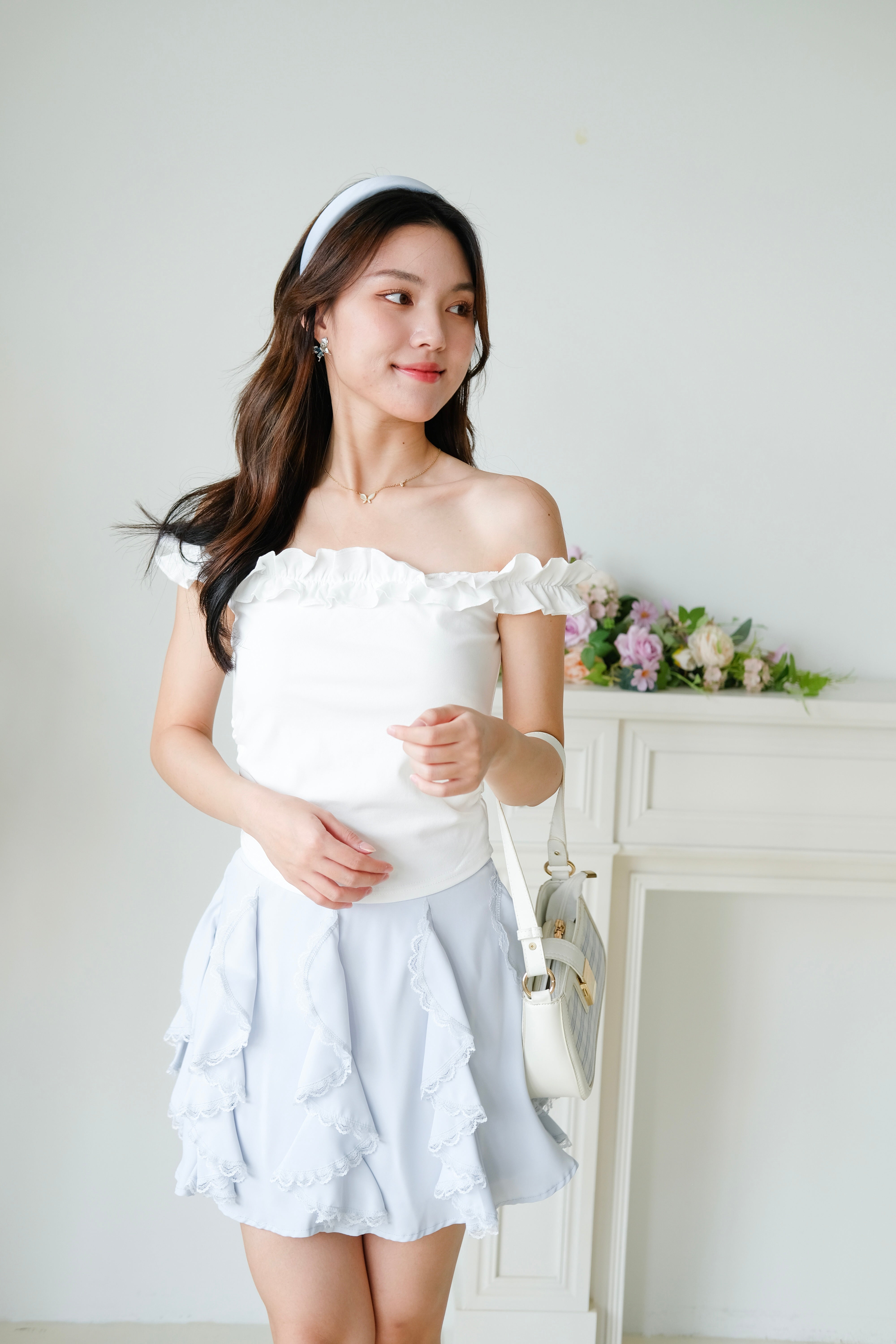 Layla Ruffle Off Shoulder (White)