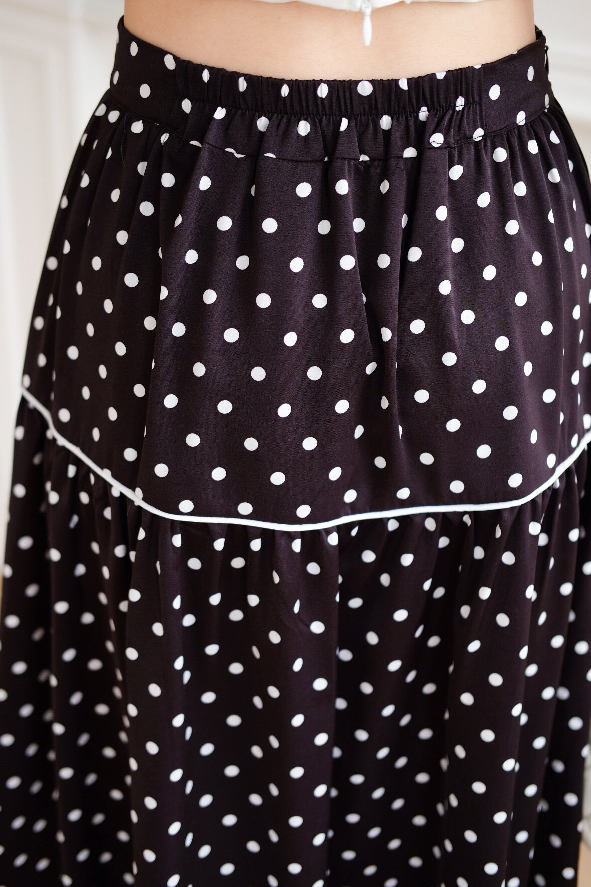 Alva Vintage Contrast A Line Skirt (Polka Black)
