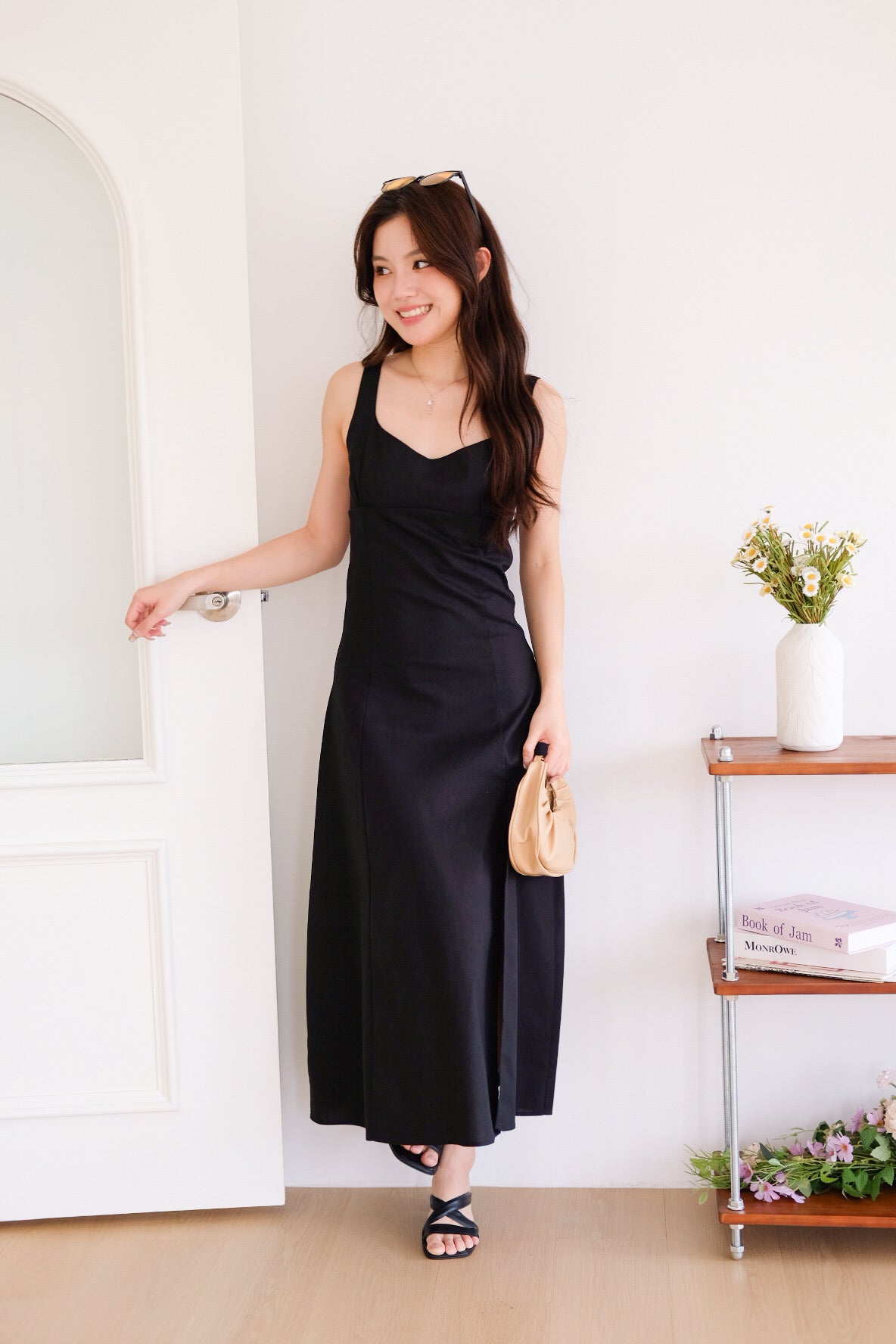 Clover Linen Slit Dress (Black)