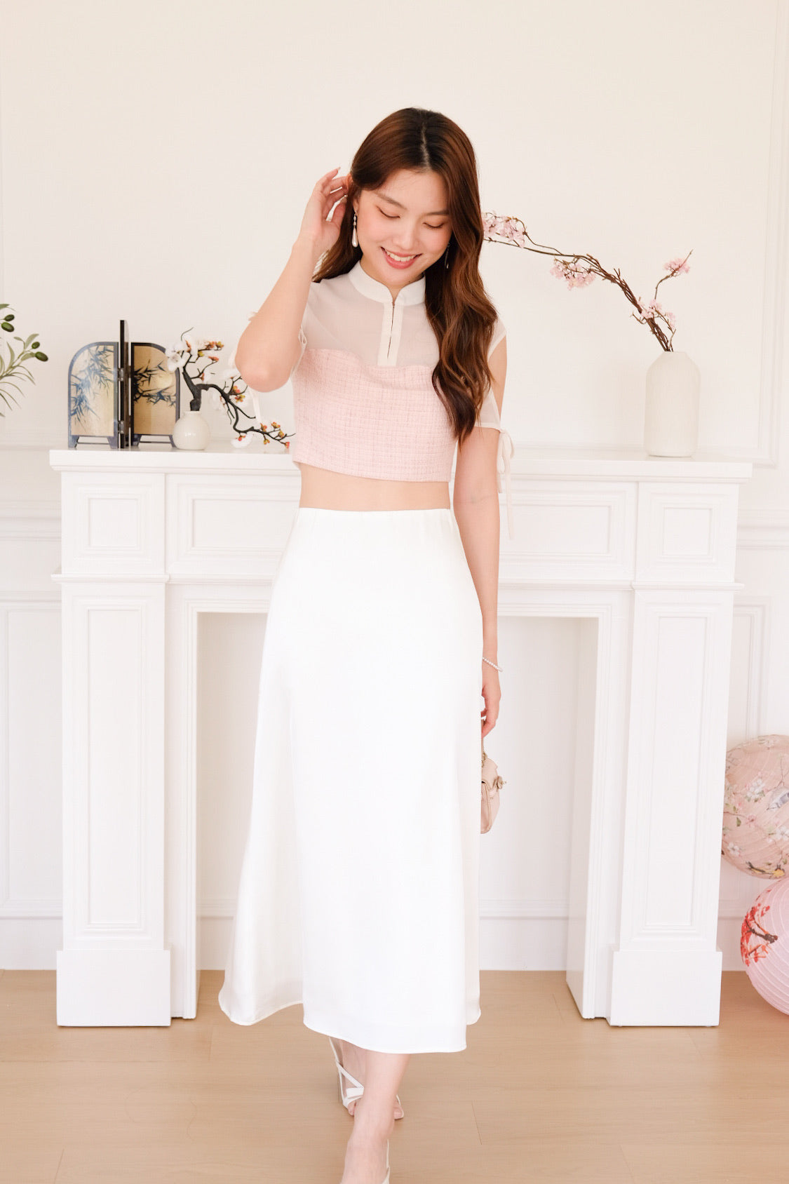 Lalisa Tweed Crop Top (Light Pink)
