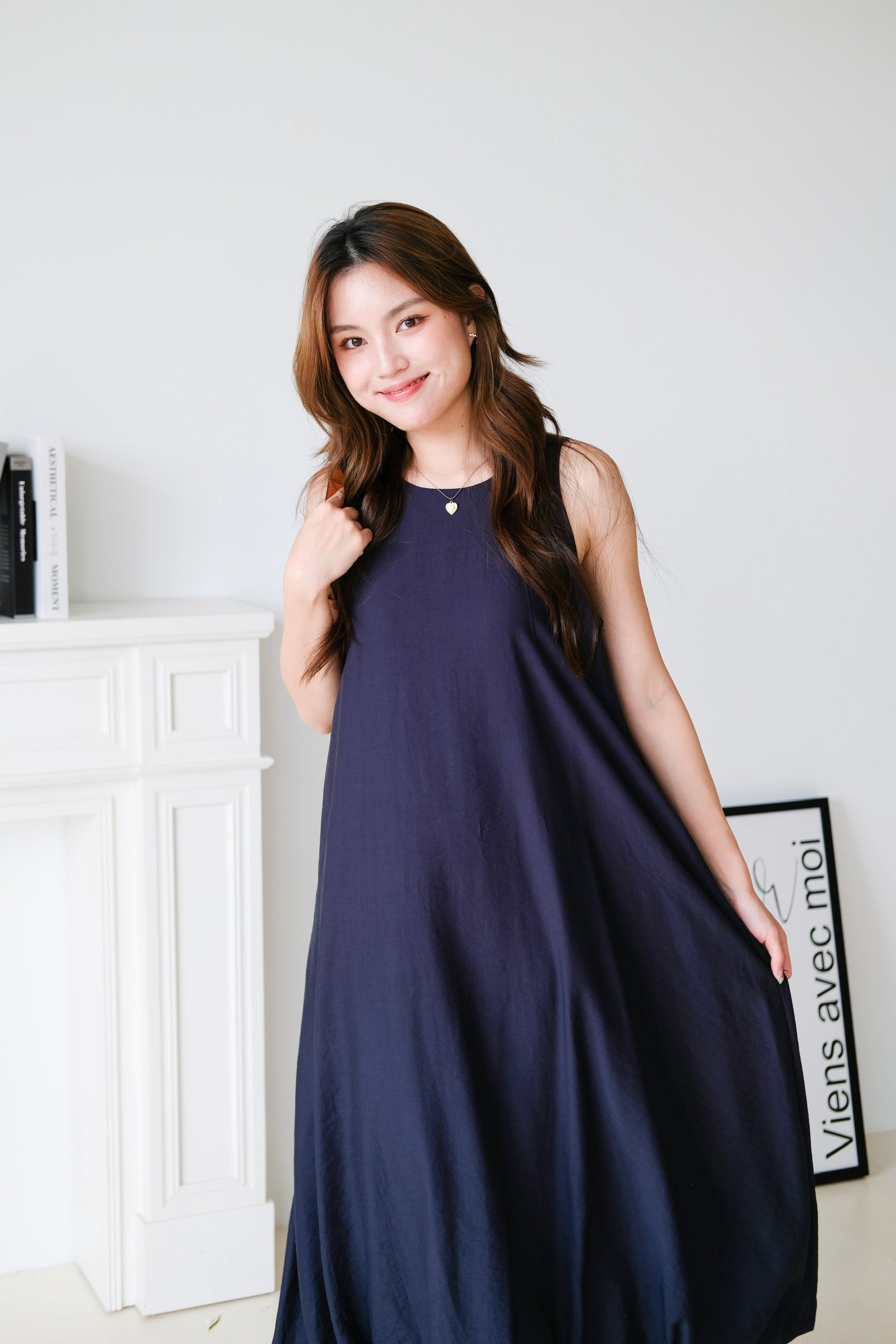 Weekend Maxi Shift Dress (Navy Blue)