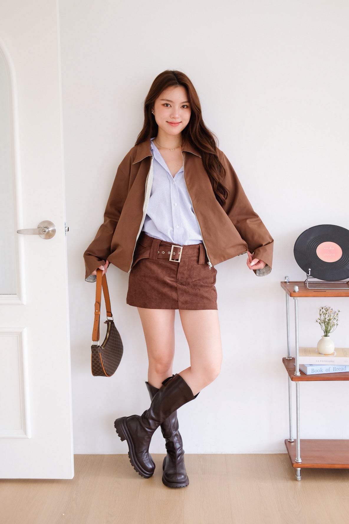 Kendall Belt Low Waist Skorts (Mocha)