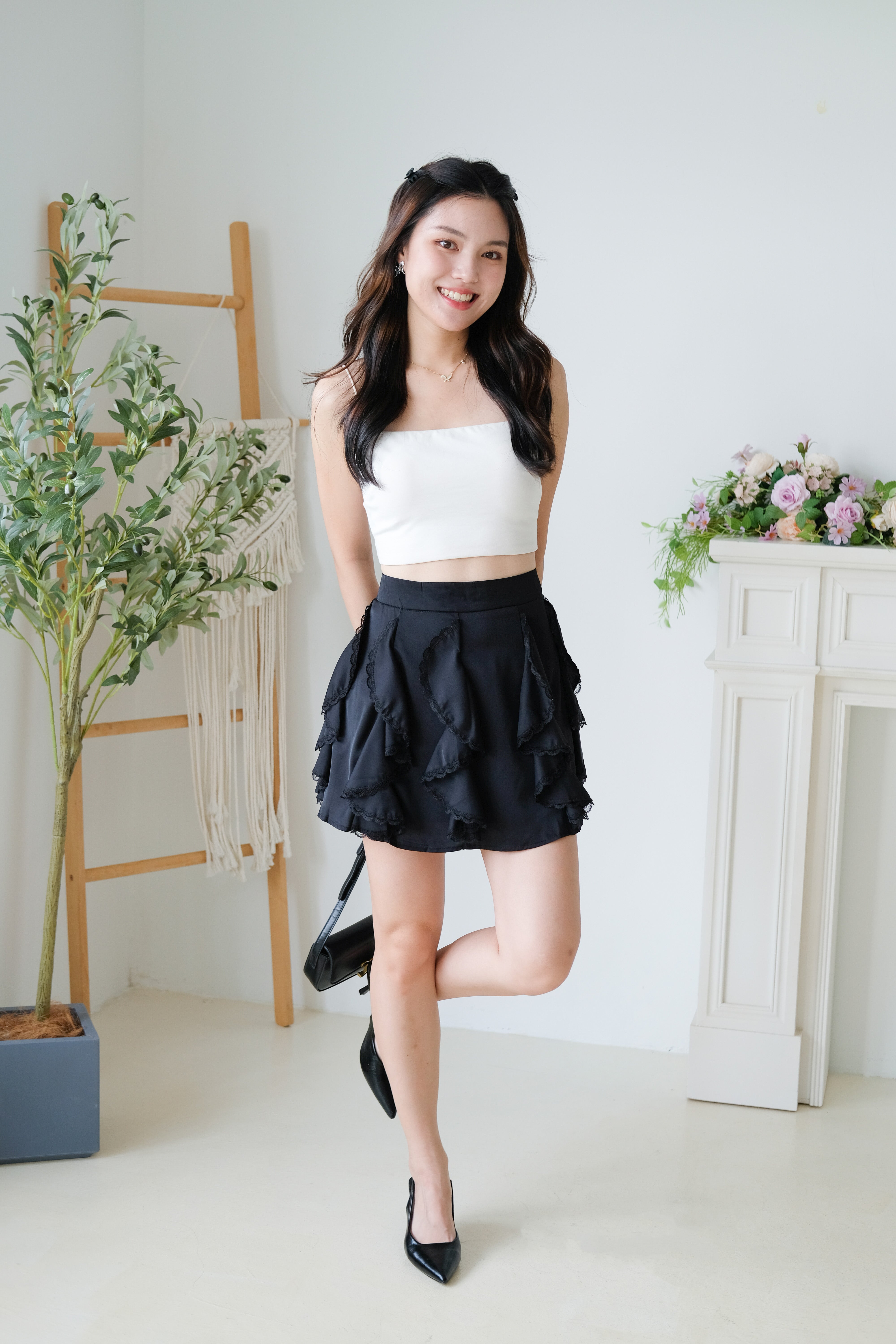 Winnie Ruffle Flare Skirt (Black)