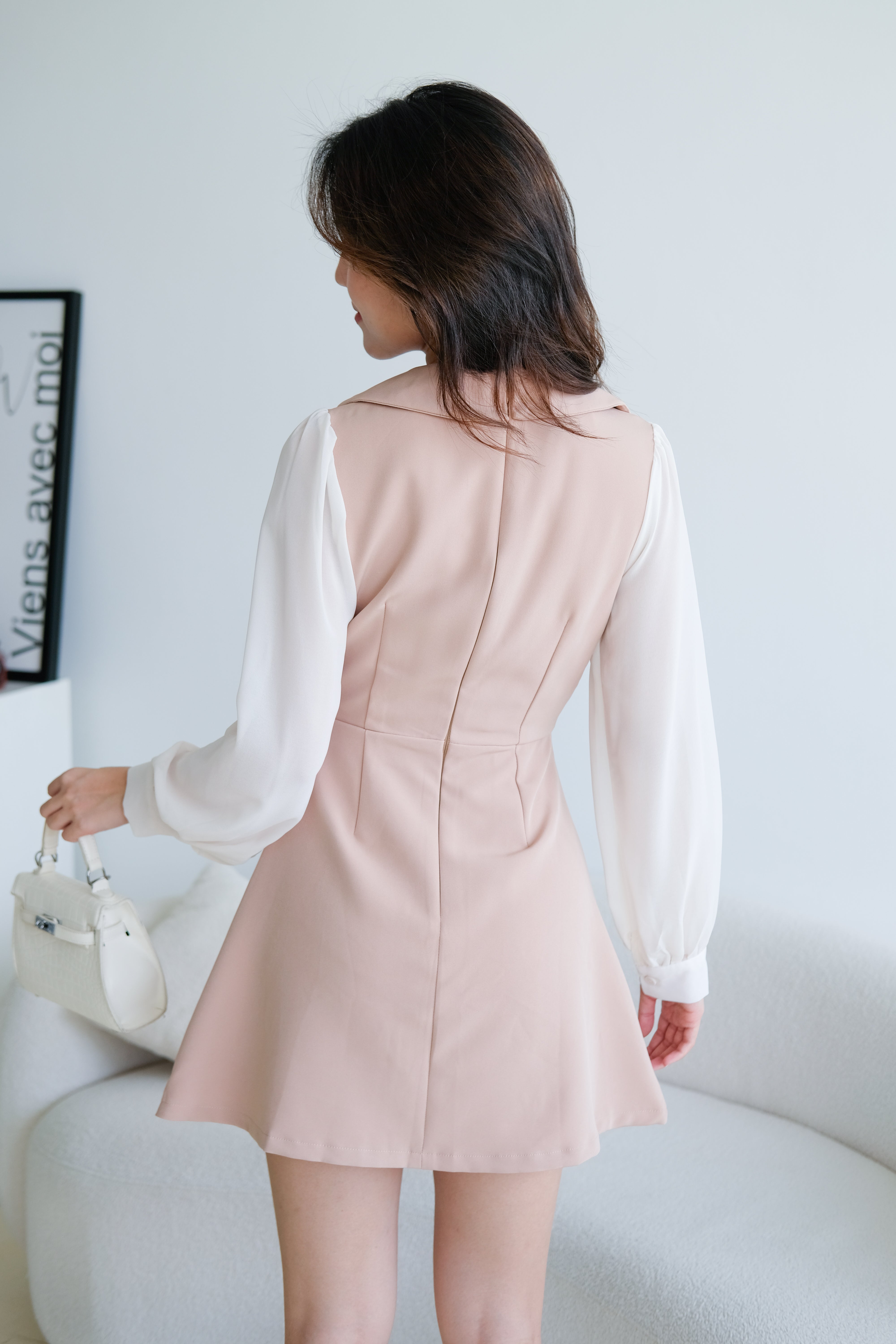 Louisa Blazer Sleeve Dress (Khaki)