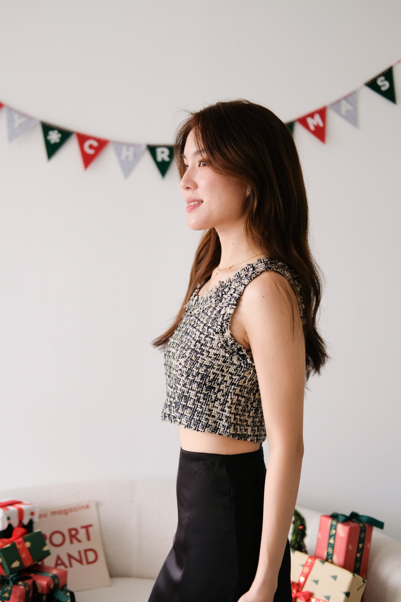 Mirea Frills Tweed Crop Top (Black)