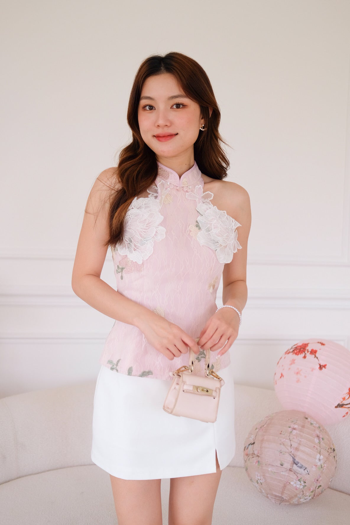 檀宁 Tan Ning Floral Lace Halter Top (Light Pink)