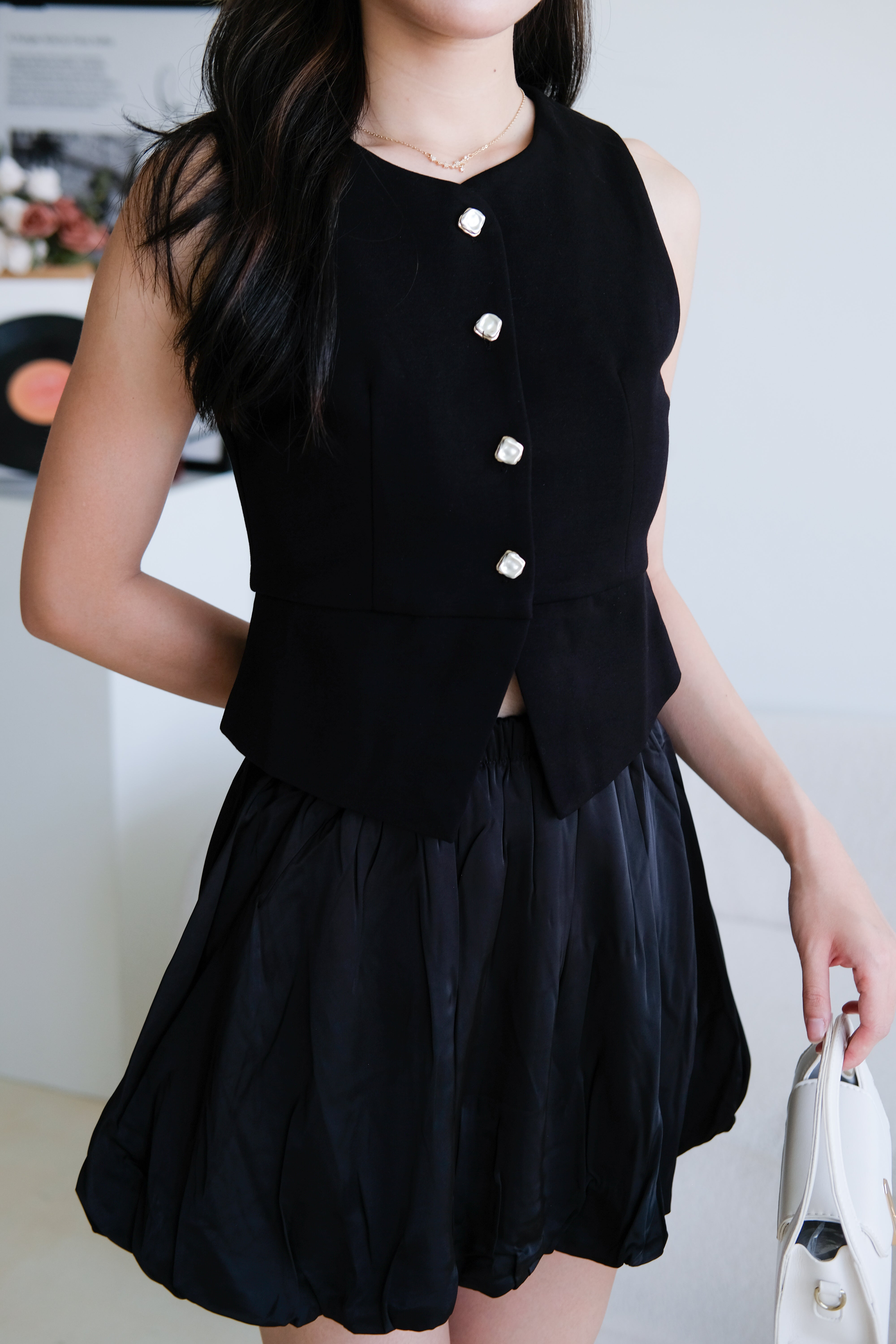 Valerie Round Neck Vest Top (Black)
