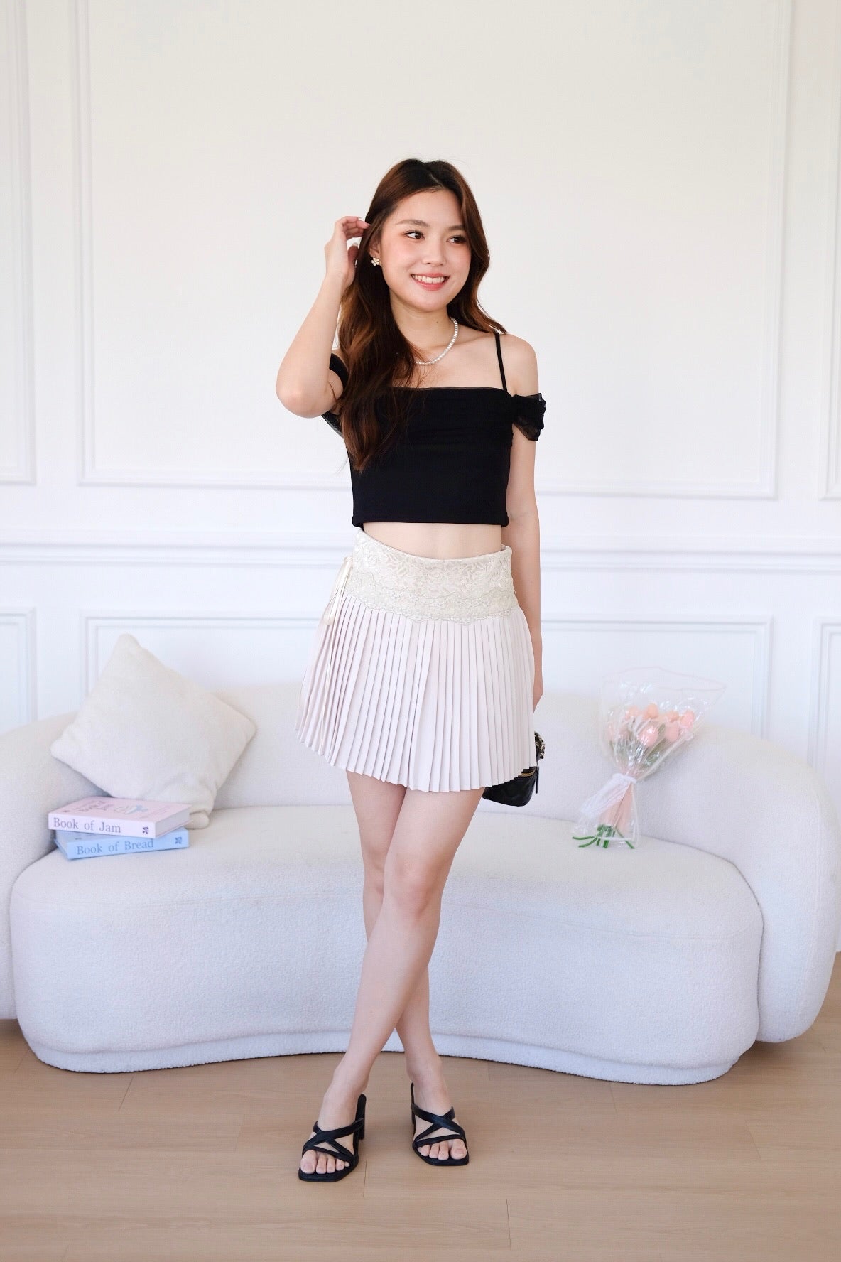 Ballerina Pleated Lace Skirt (Beige)