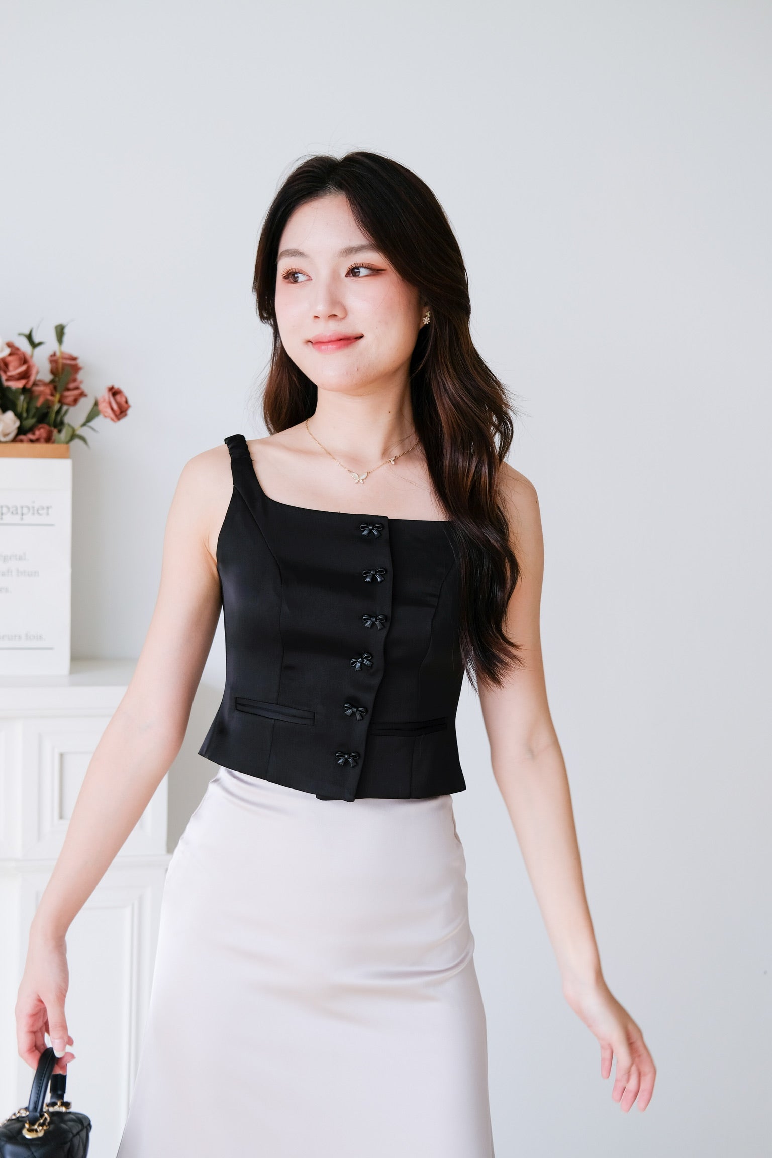 Maribelle Ribbon Scoop Top (Black)