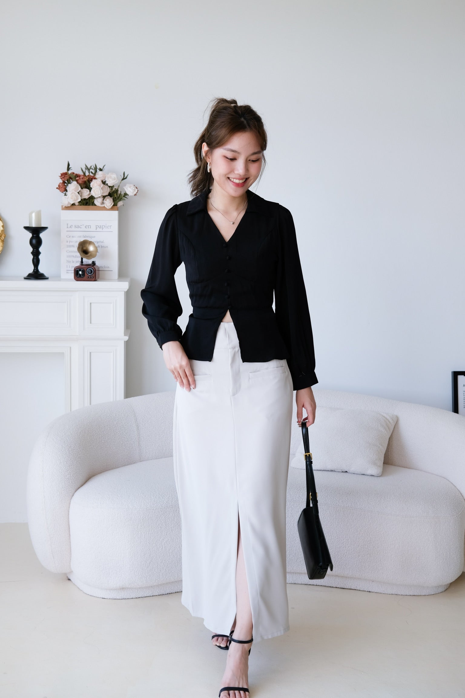 Gillian Button Long Sleeves Top (Black)