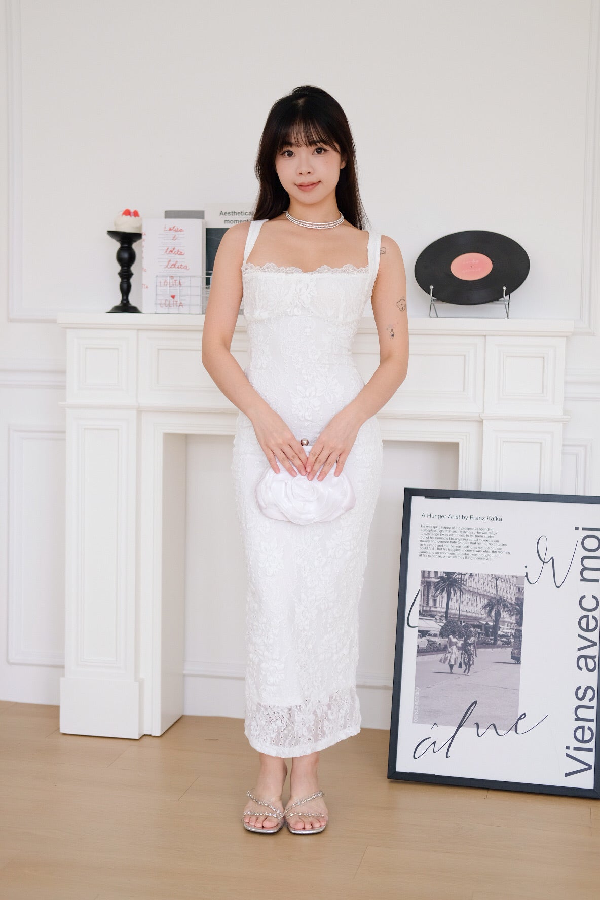 Aralyn Lace Sculpted Bodycon Midi Dress (White)