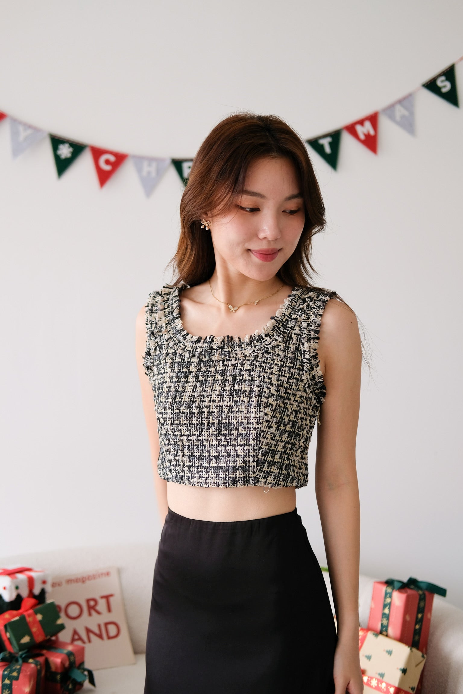 Mirea Frills Tweed Crop Top (Black)