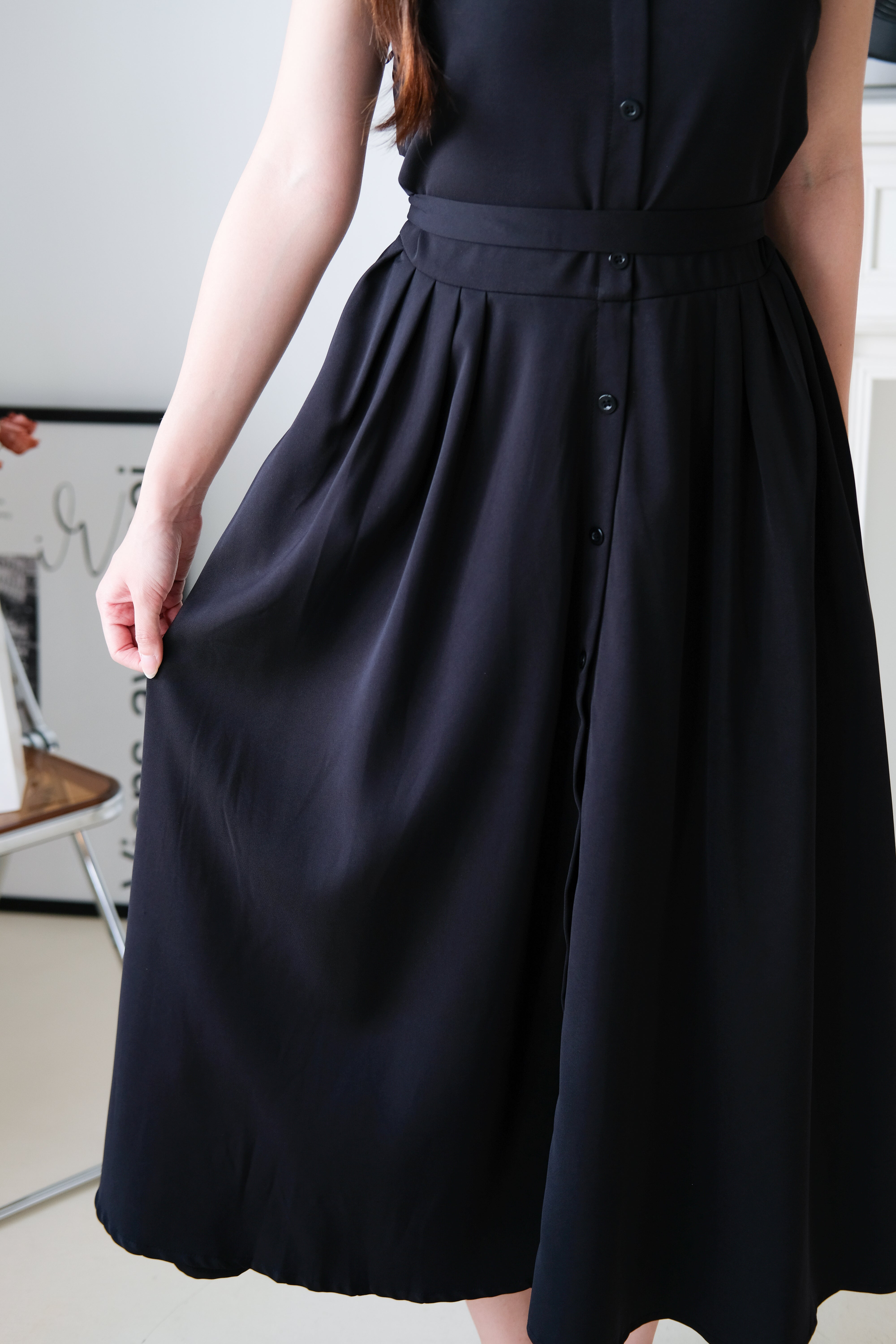 Camille Cinched Waist Collared Maxi Dress (Black)