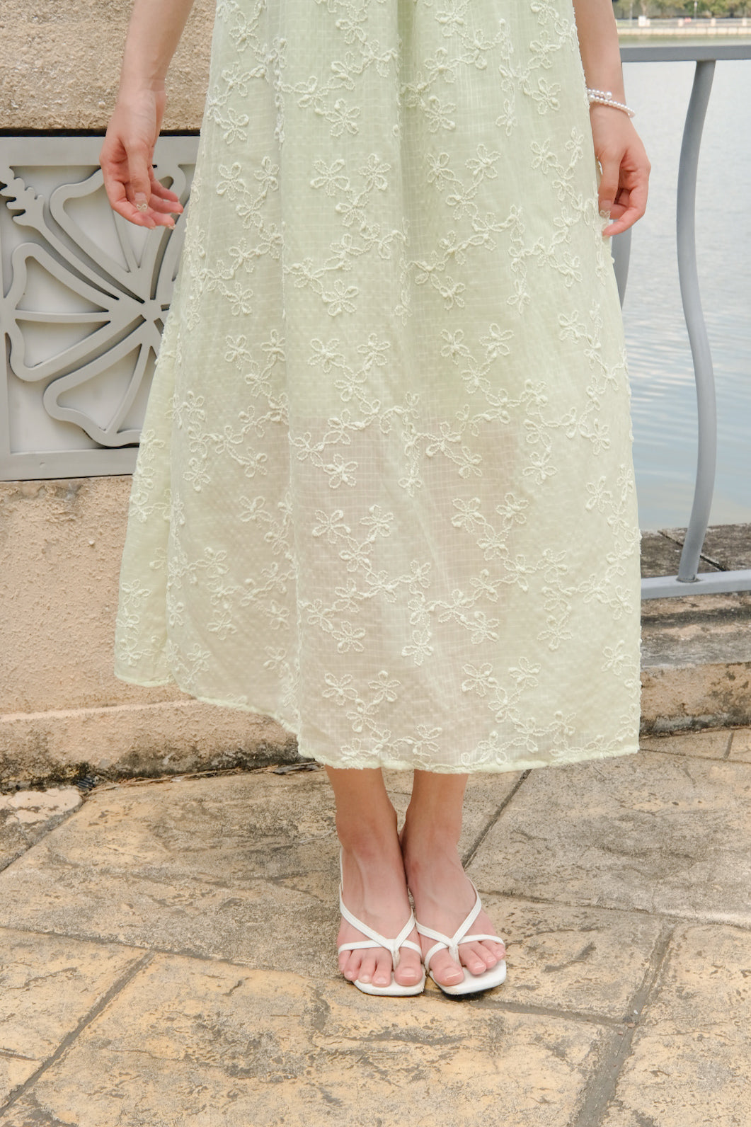 May Vacay Loose Fit Maxi Dress (Avocado)