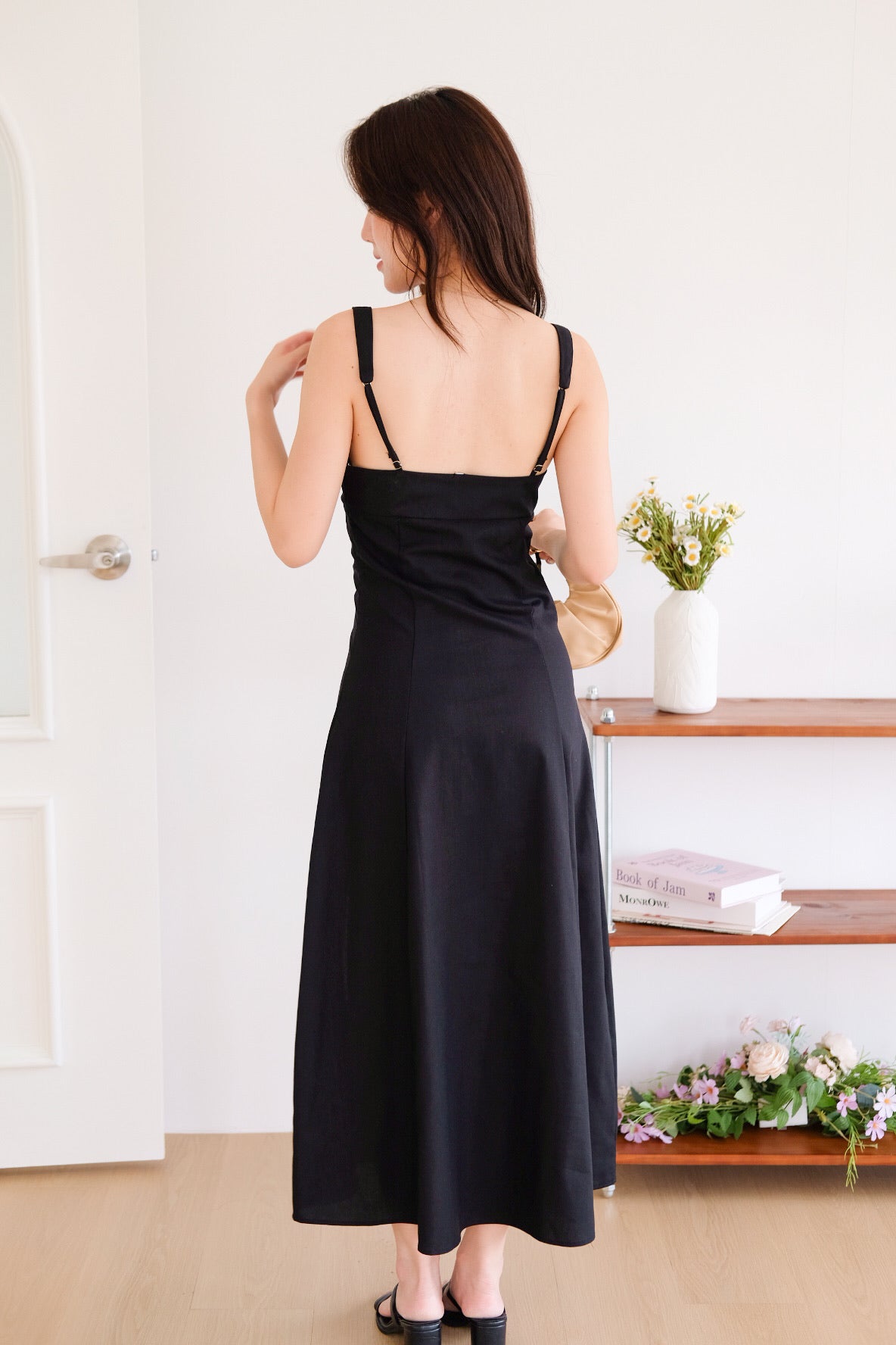 Clover Linen Slit Dress (Black)