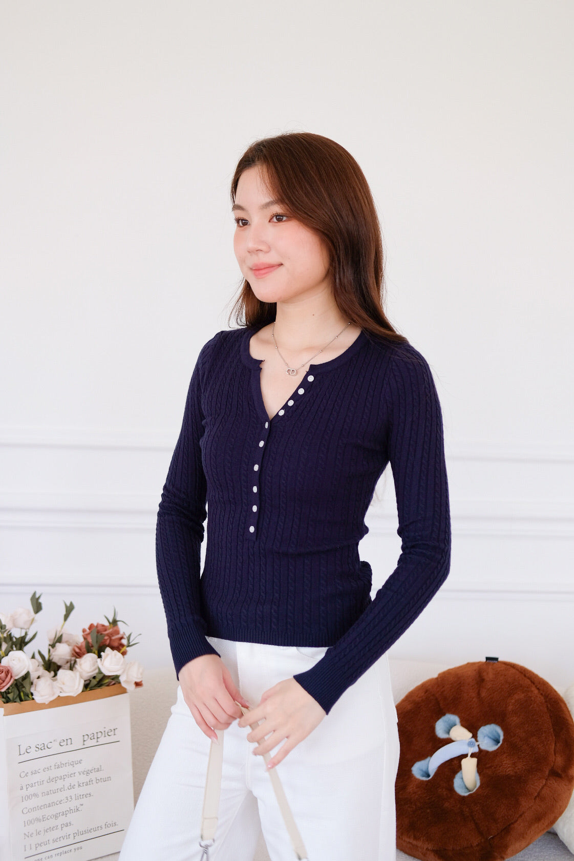 Cecily Buttoned Long Sleeves Knit Top (Navy Blue)