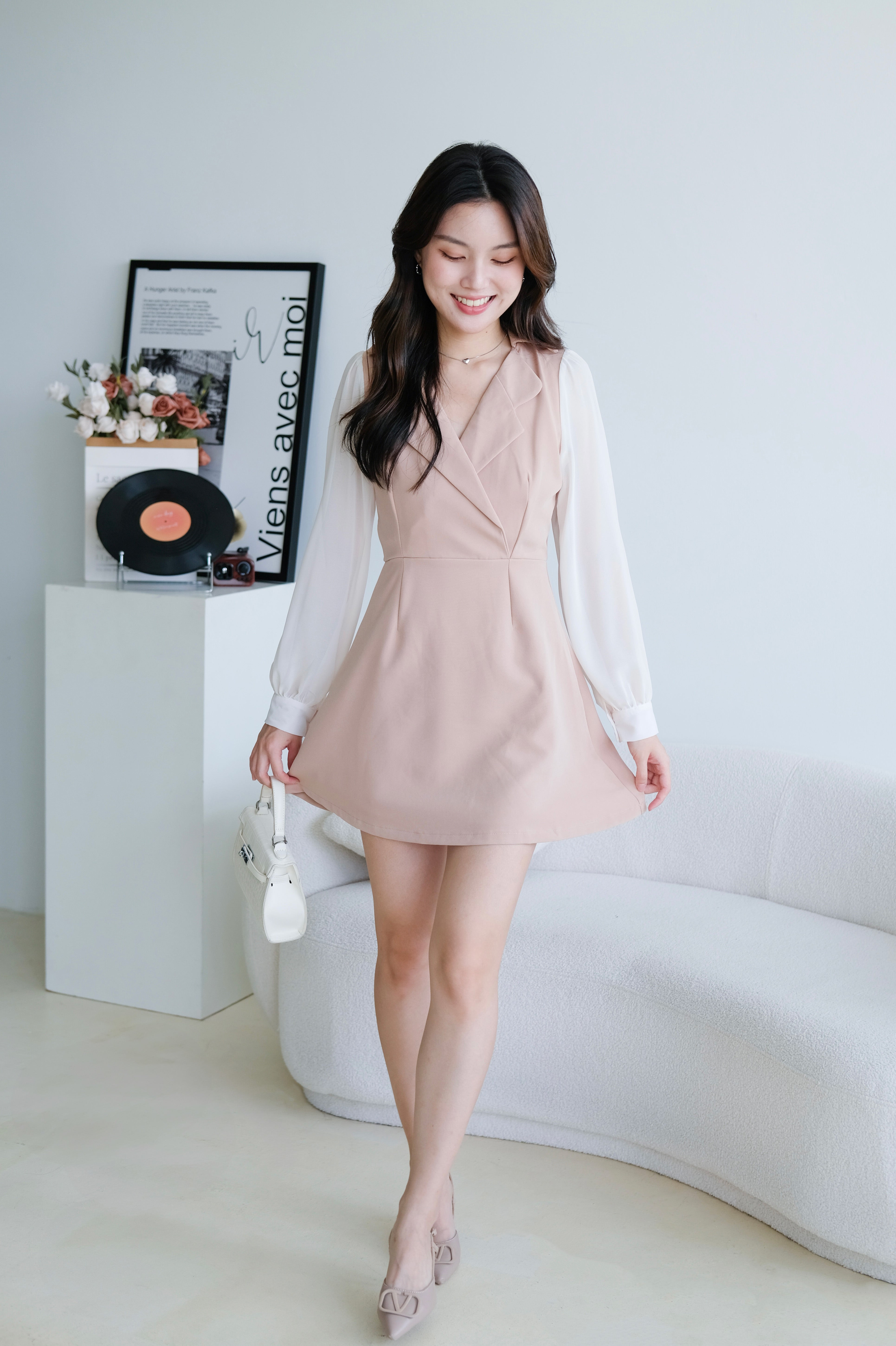 Louisa Blazer Sleeve Dress (Khaki)