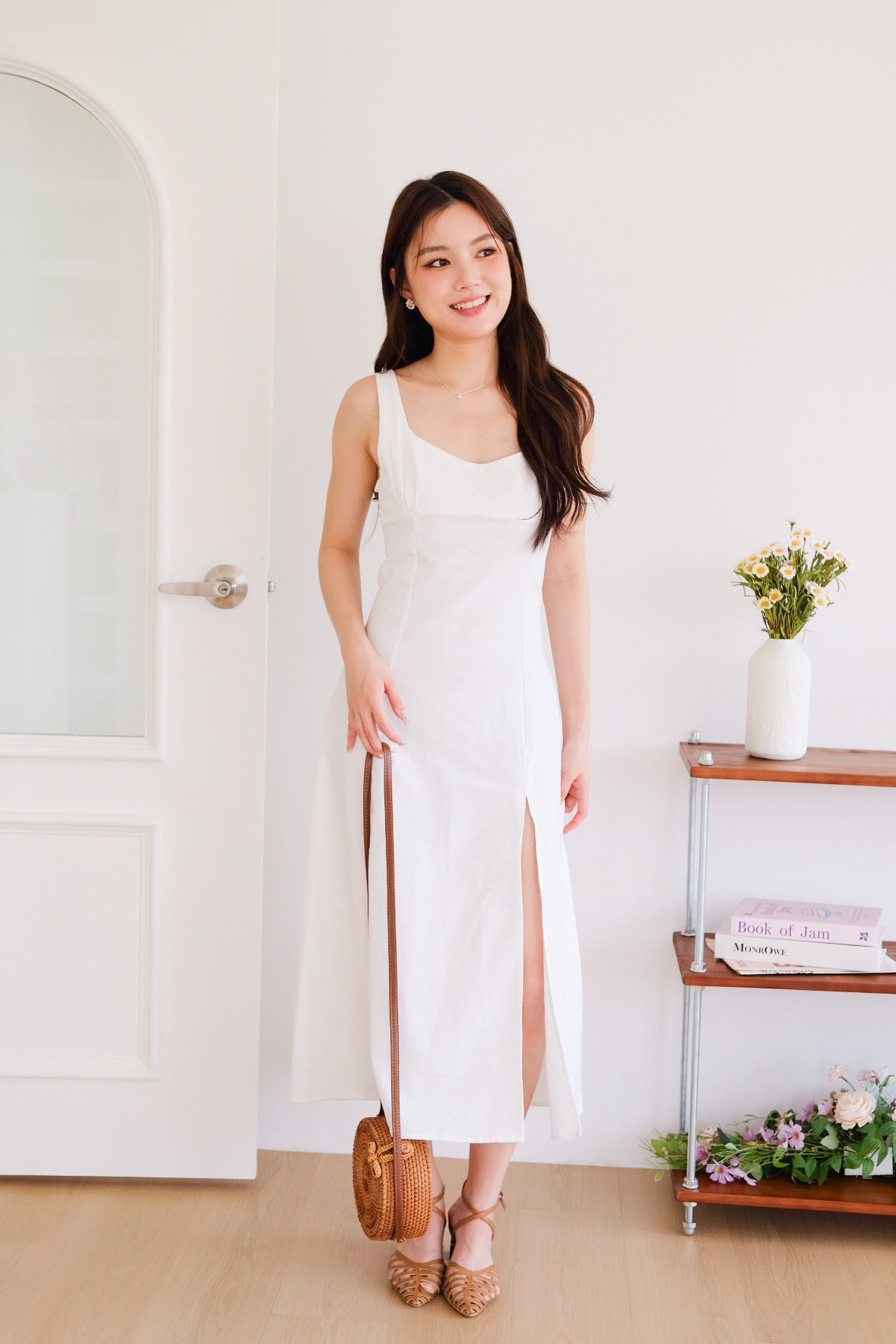Clover Linen Slit Dress (White)