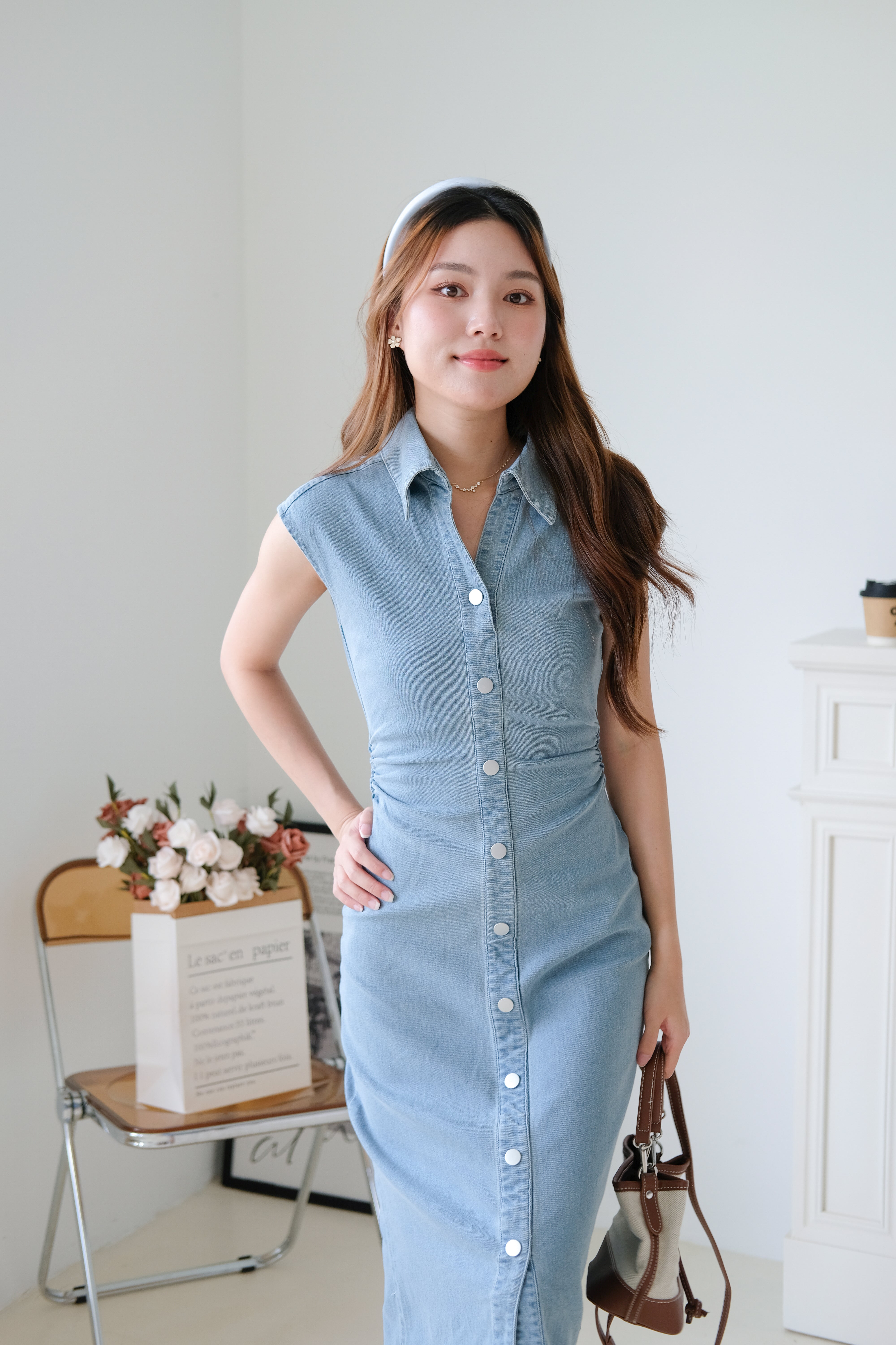 Sophie Collared Denim Maxi Dress (Light Wash)