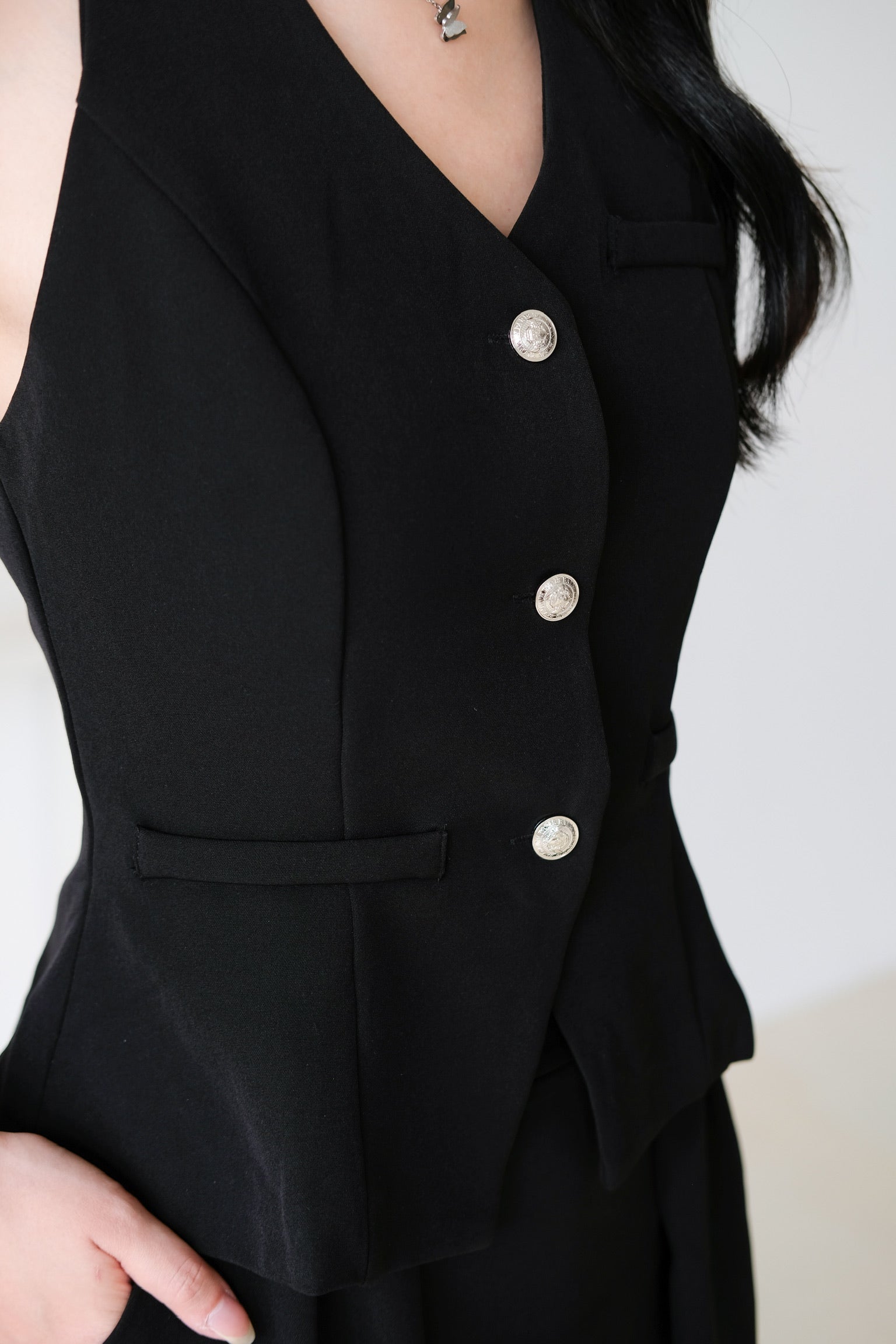 Megan Classic Vest Set (Black)