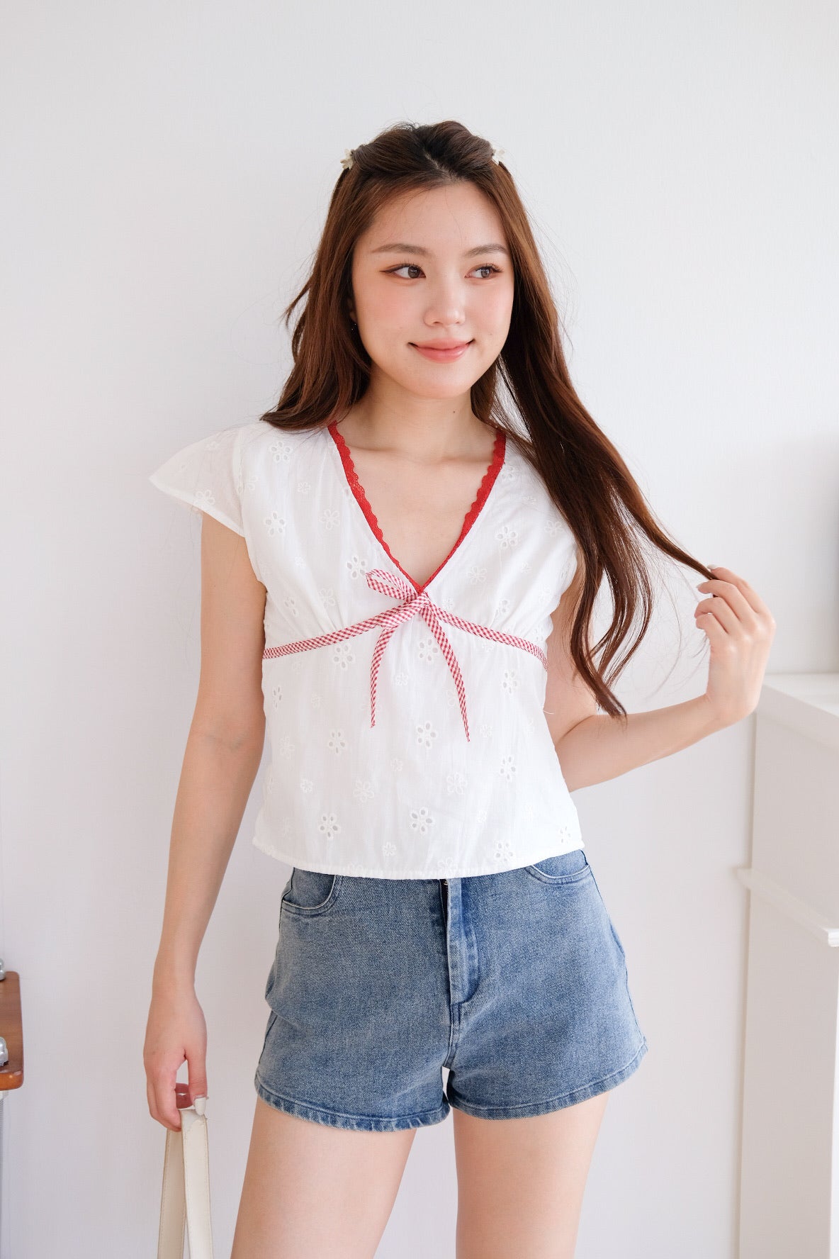Joyce Eyelet Contrast Ribbon Top (White)