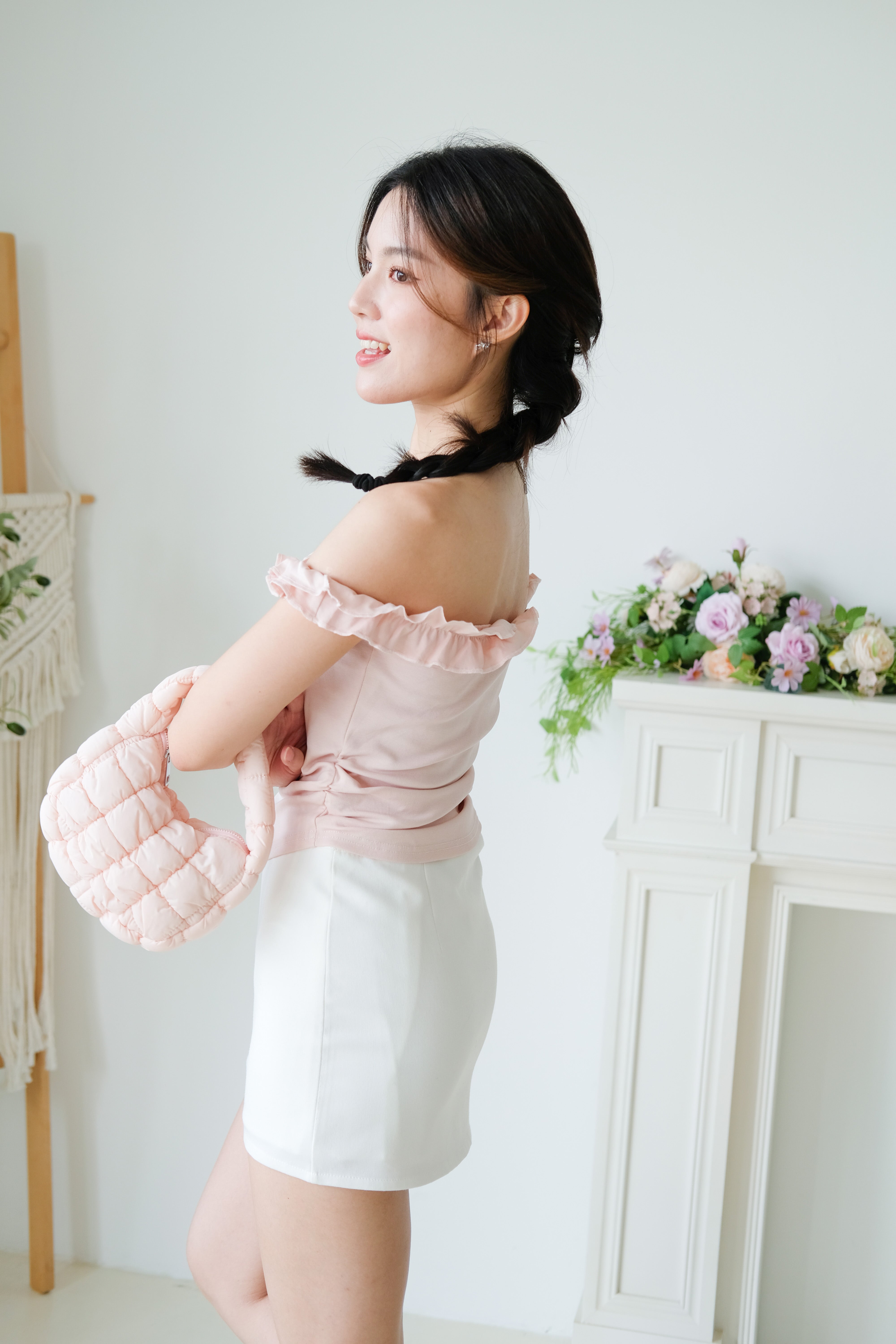 Layla Ruffle Off Shoulder (Light Pink)