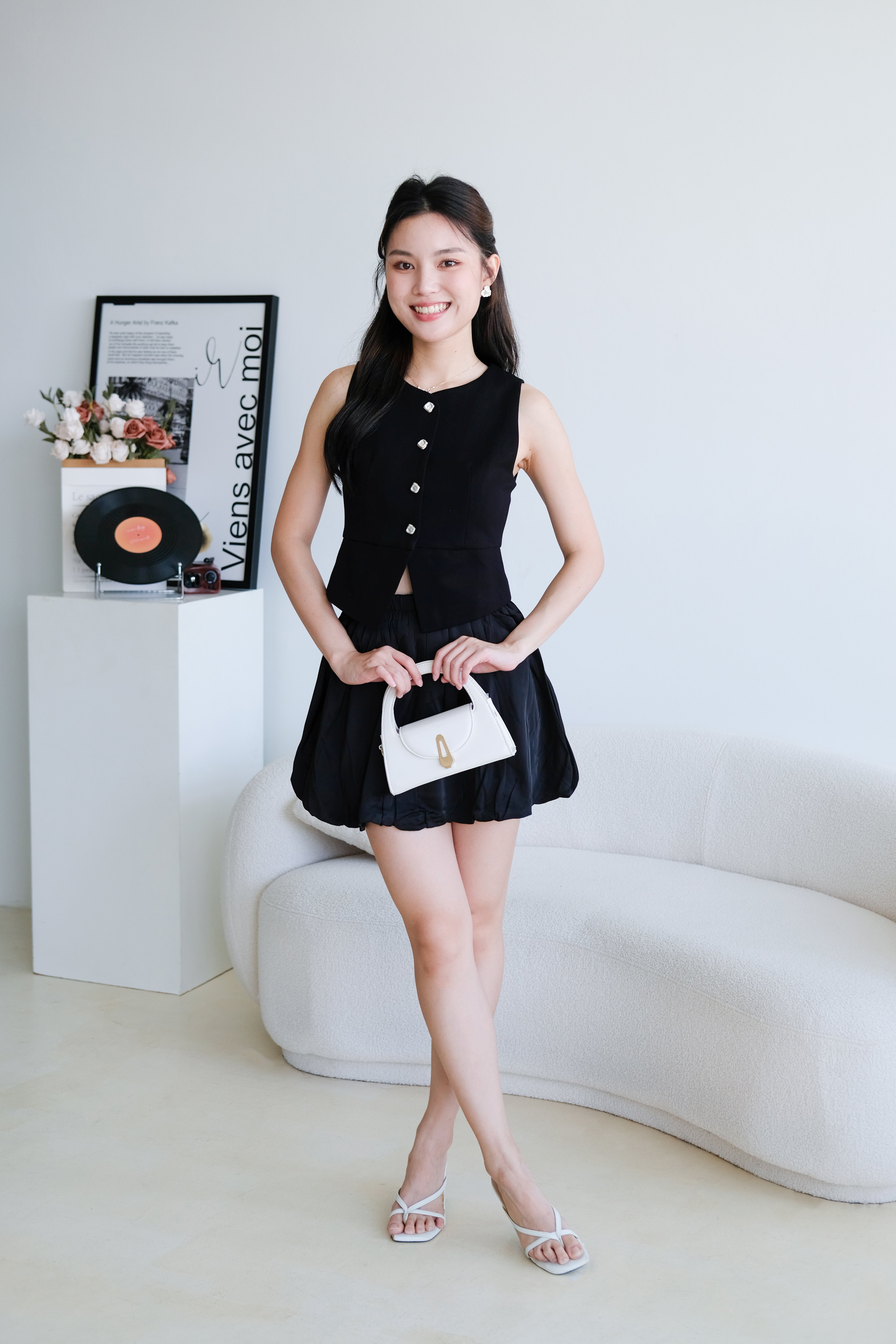 Valerie Round Neck Vest Top (Black)