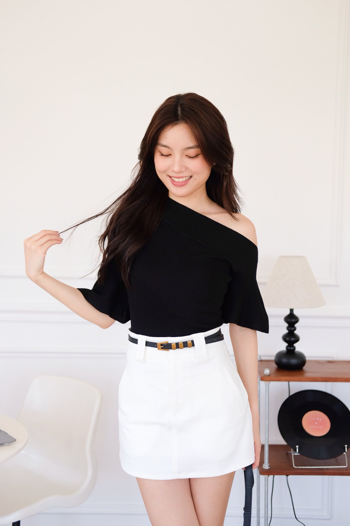 Maya Belt Pocket Skirt (White)