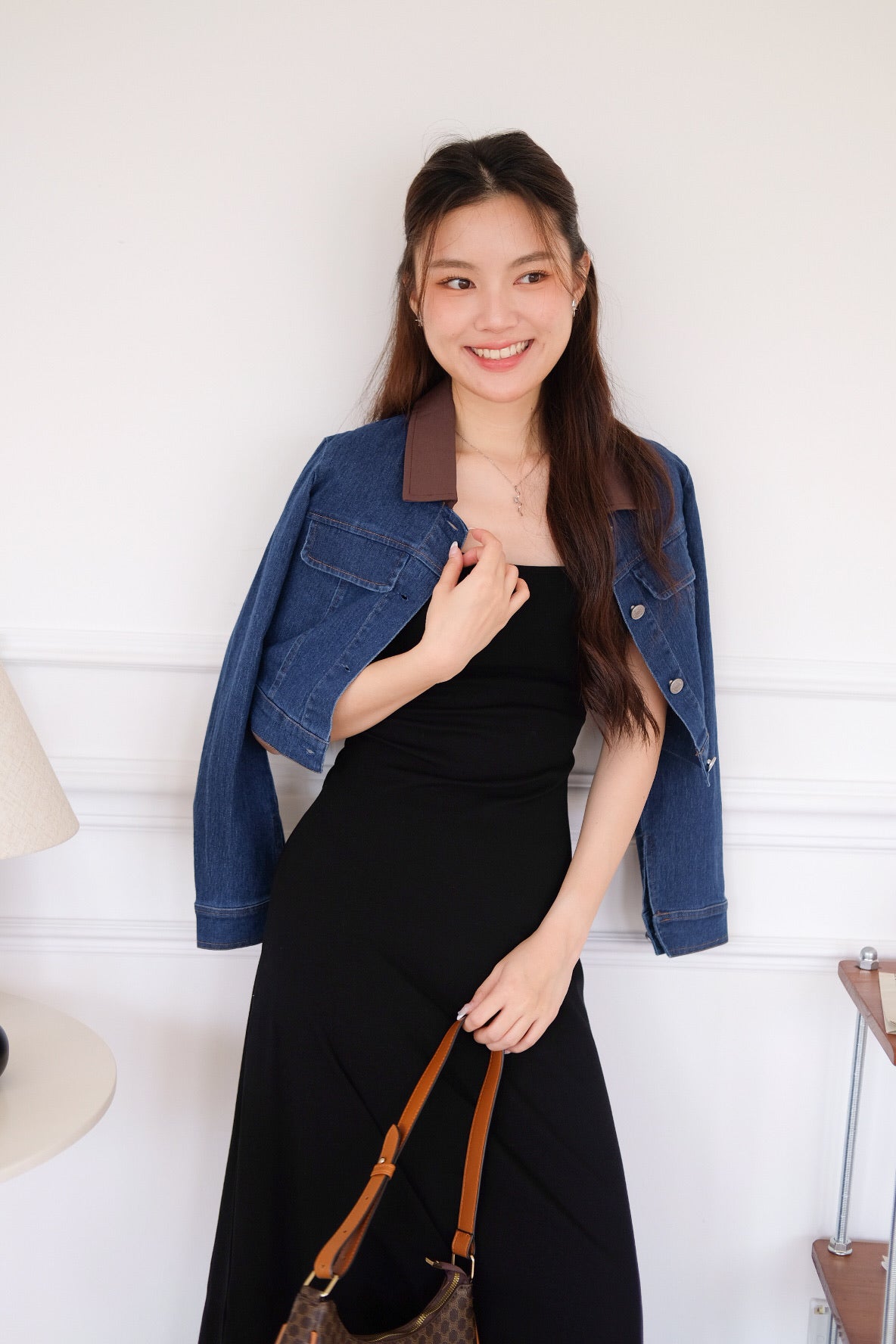 Crosby Contrast Denim Cropped Jacket (Dark Blue)