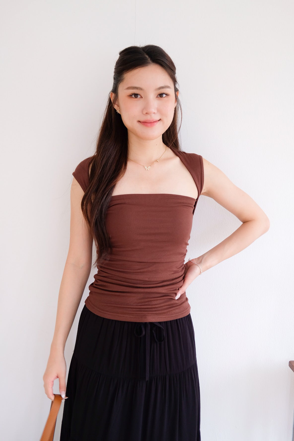 Sabrina Soft Sculpted Top (Mocha)