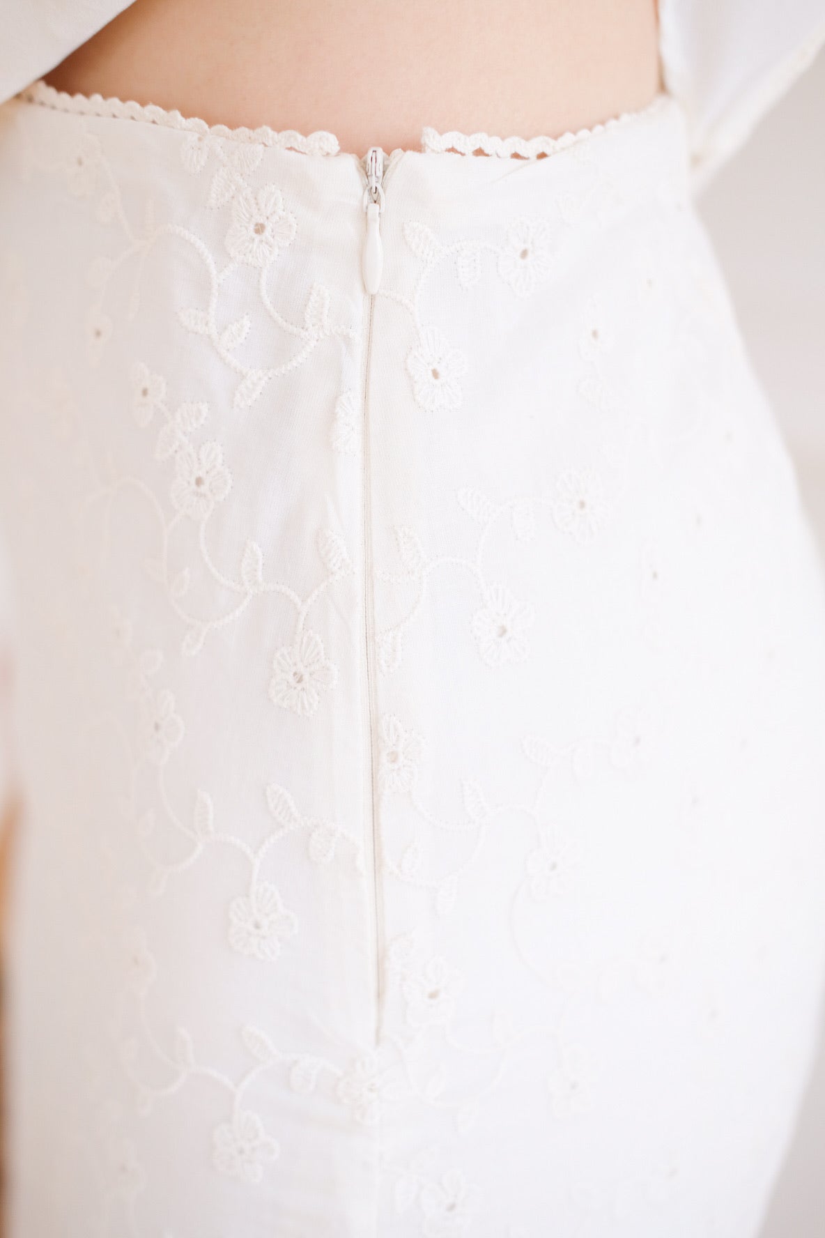 Jacqueline Eyelet Mermaid Maxi Skirt (Cream)