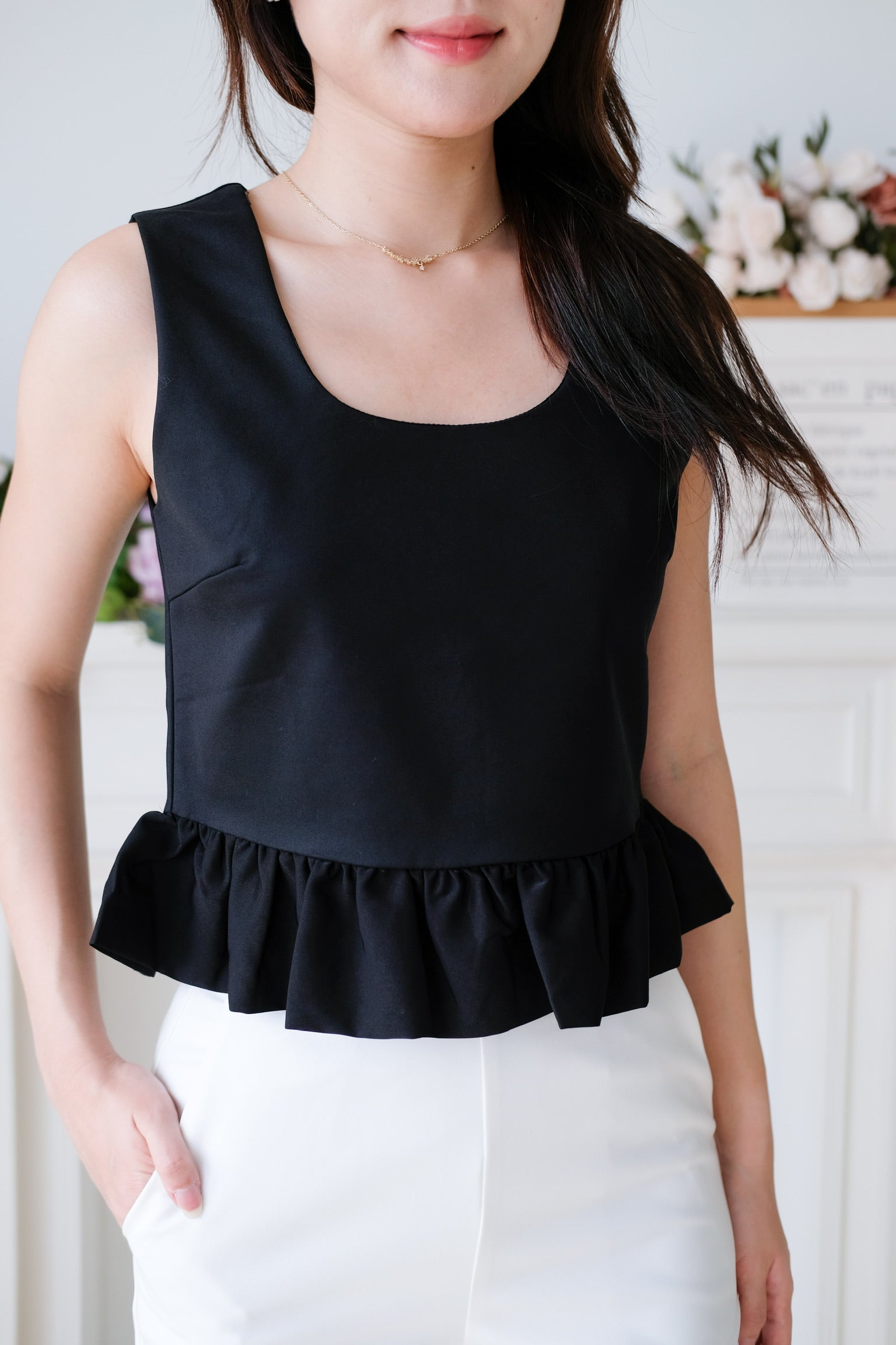 Vivara Ruffle Peplum Crop (Black)