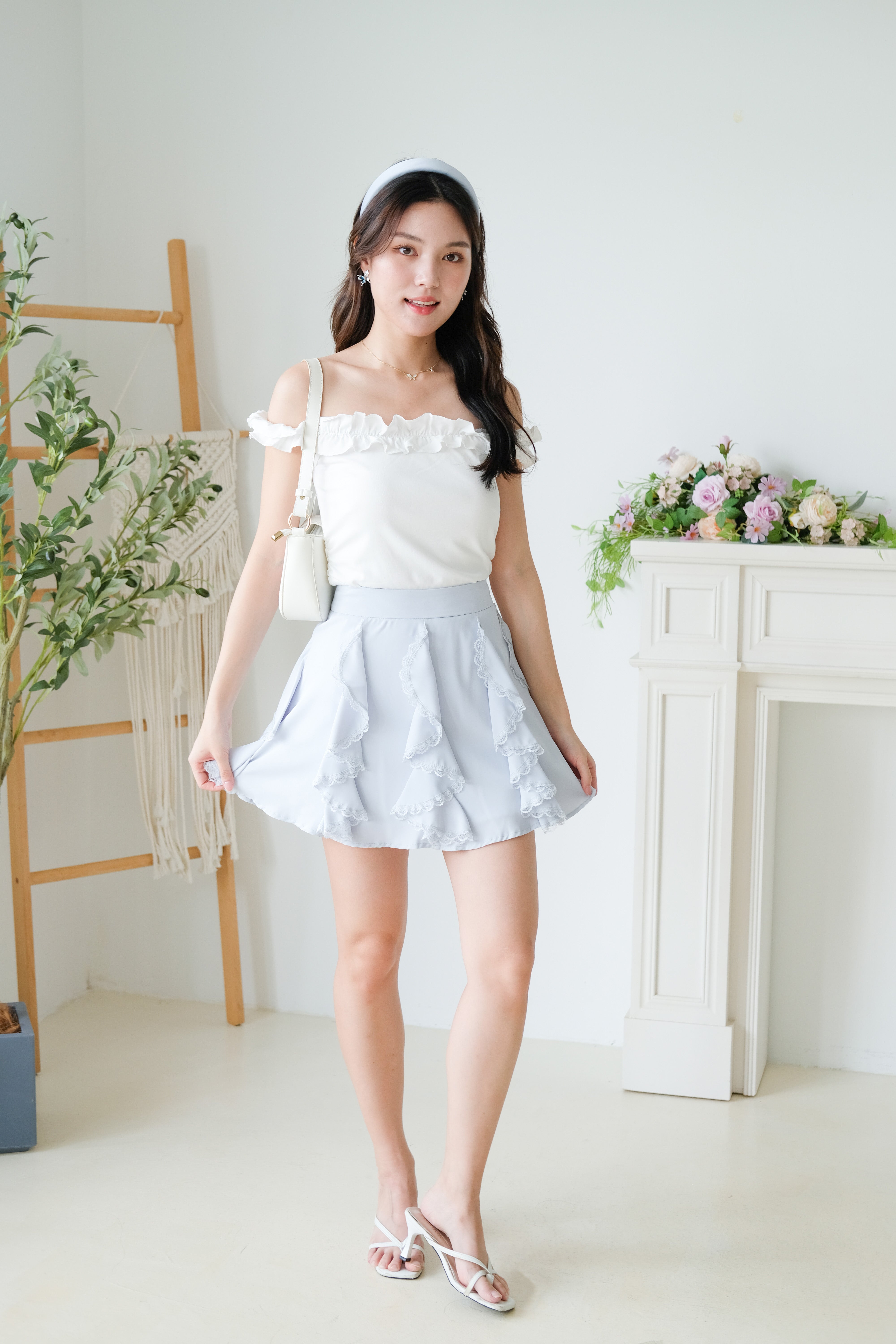 Layla Ruffle Off Shoulder (White)
