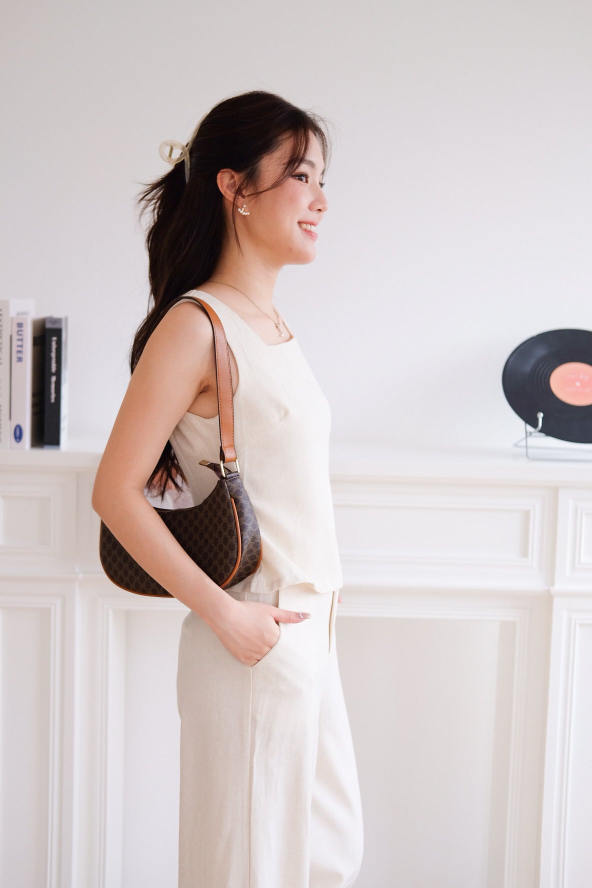 Reagan Square Neck Minimal Set (Beige)