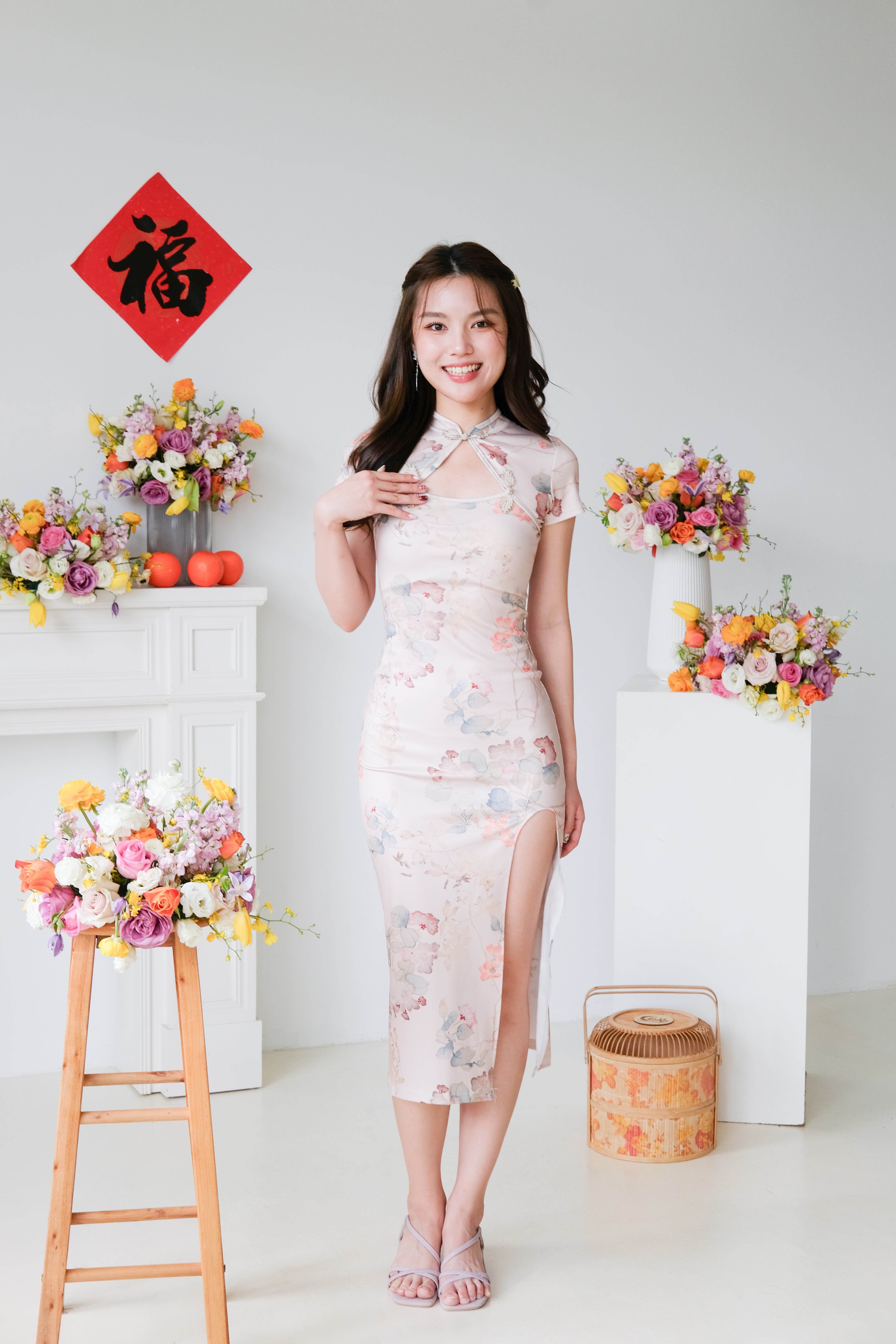 Yinghua Floral Slit Midi Cheongsam (Light Pink)