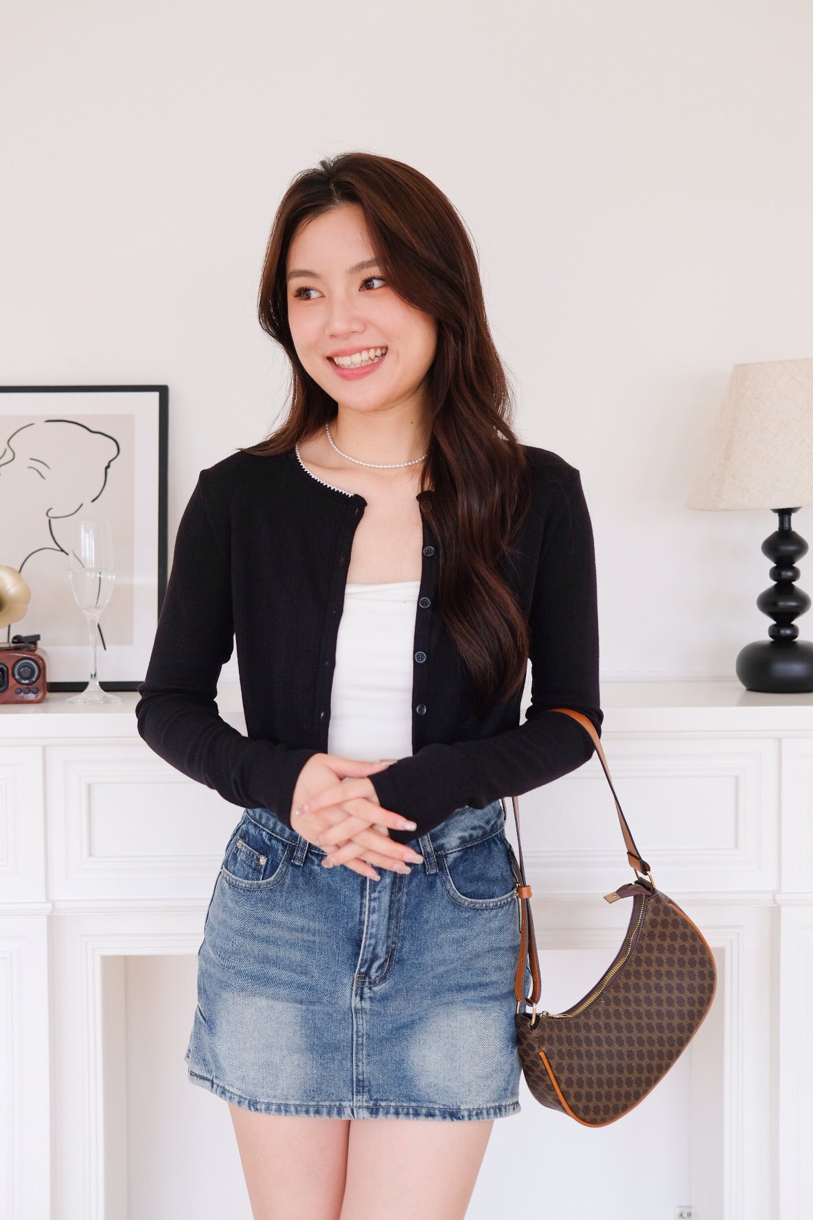 Danielle Cropped Cardigan (Black)