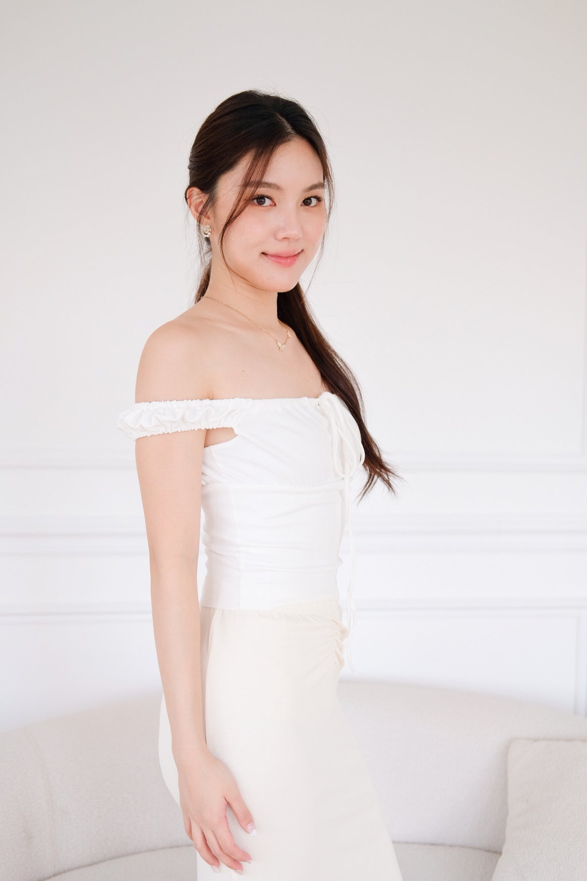 Kimmy Ruched Off Shoulder Crop Top (White)