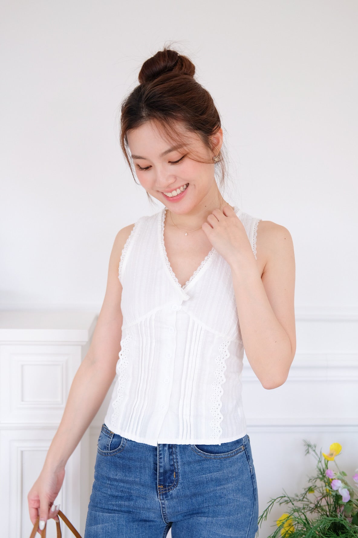 Talia V Neck Pleated Top (White)