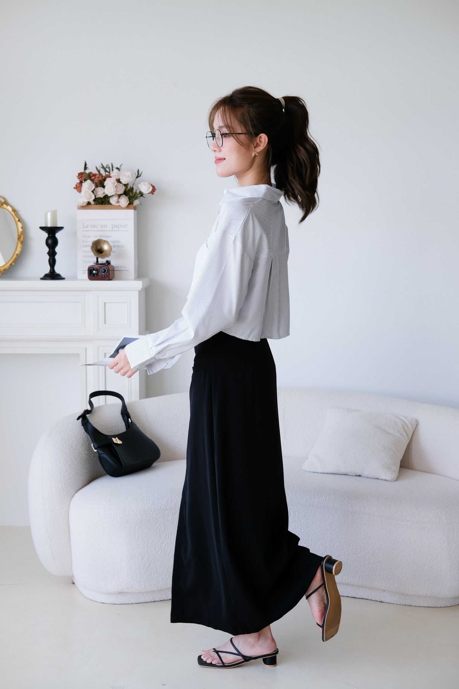 Rora Oversized Stripes Cropped Blouse (White)