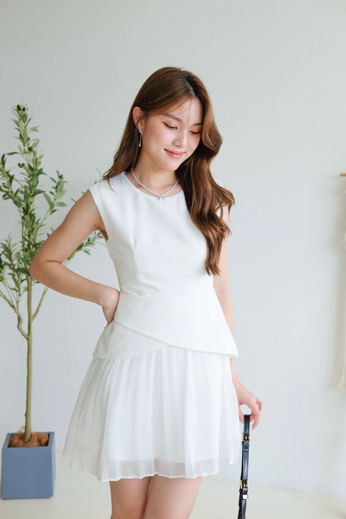 Belinda Contrast Hem Dress (White)
