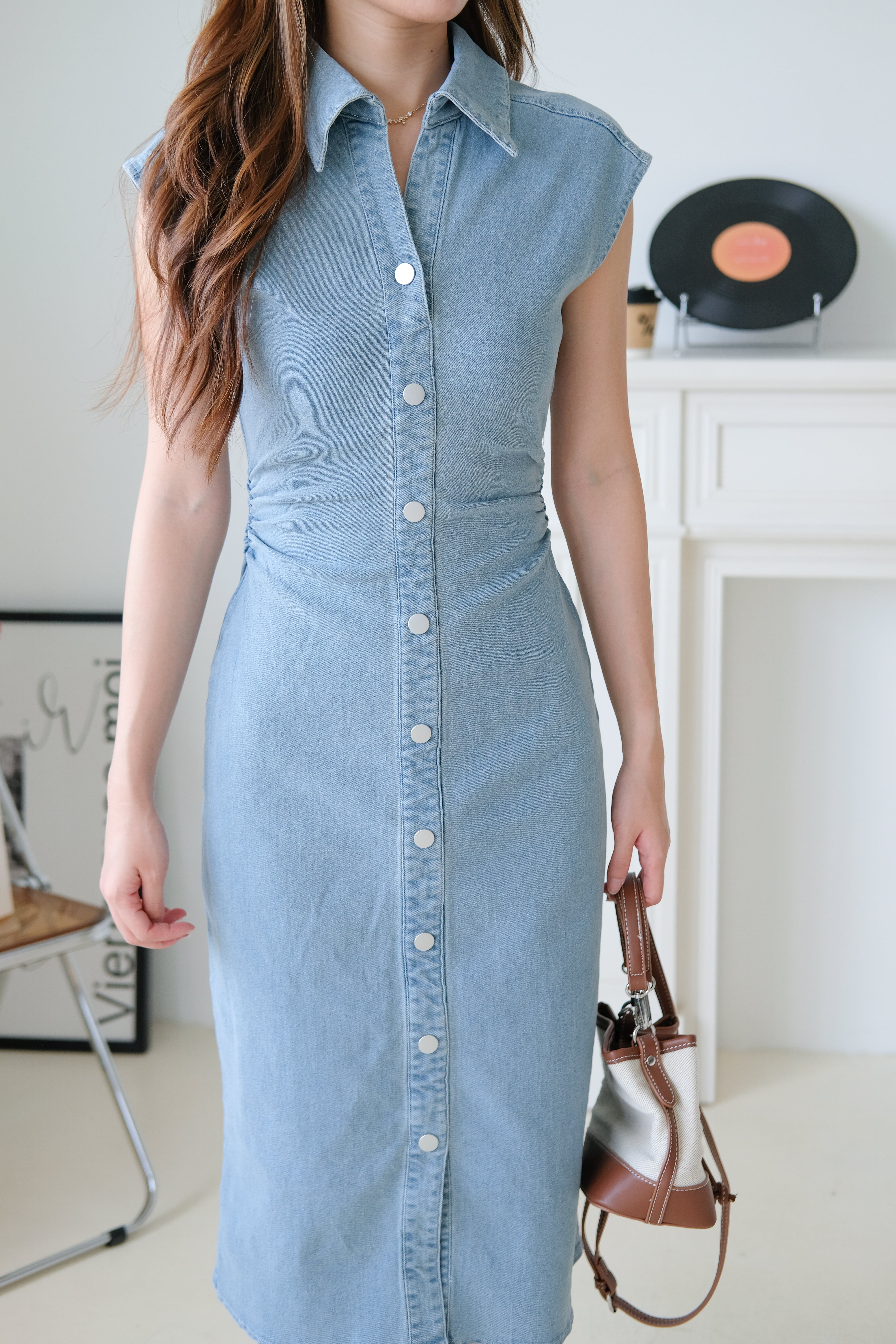 Sophie Collared Denim Maxi Dress (Light Wash)
