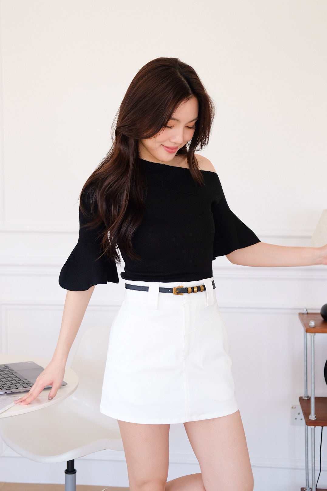 Maya Belt Pocket Skirt (White)