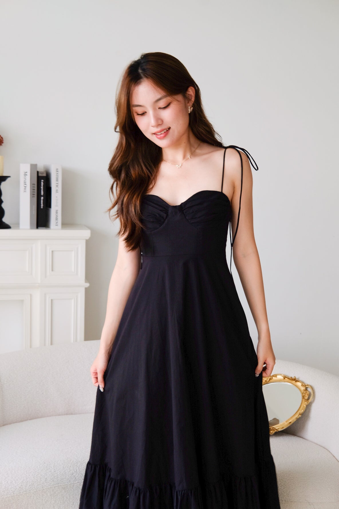 Delanie Sweetheart Ruffle Maxi Dress (Black)