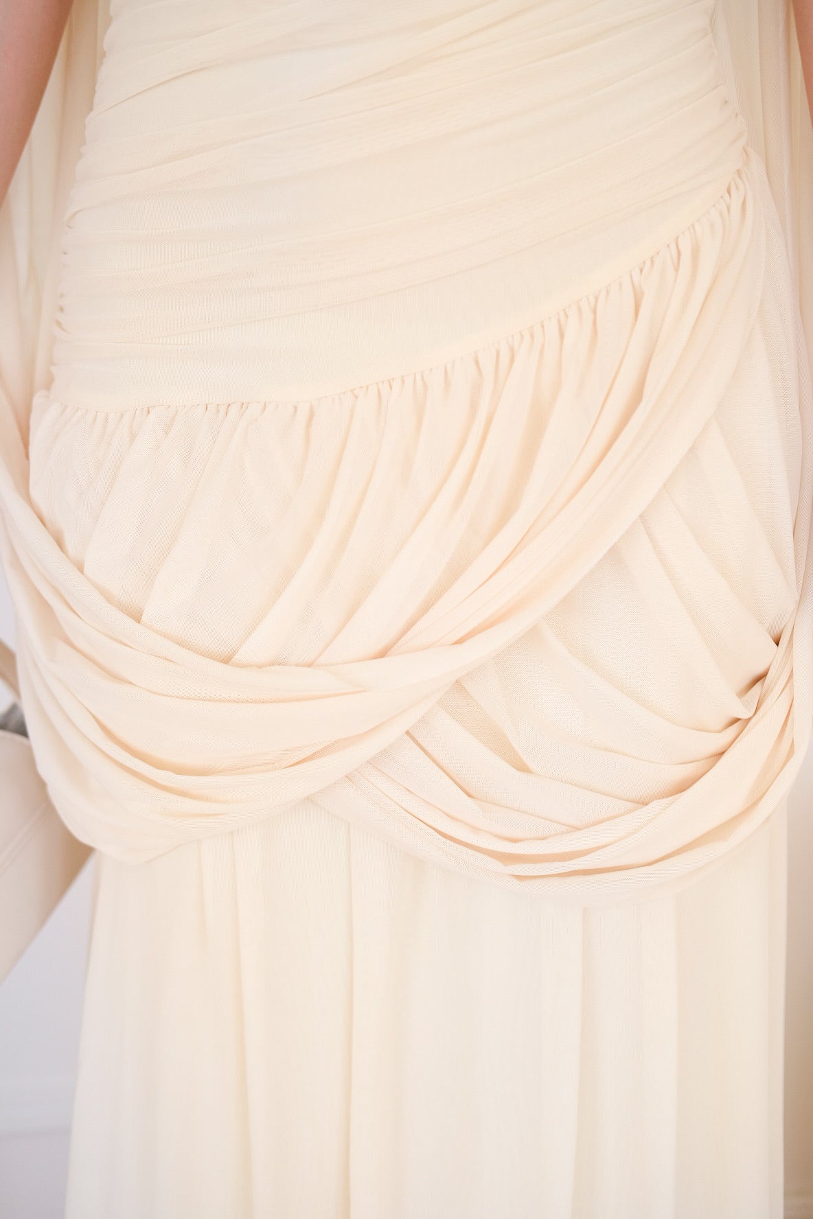Jasmine Ruched Mesh Off Shoulder Maxi Dress (Pale Yellow)
