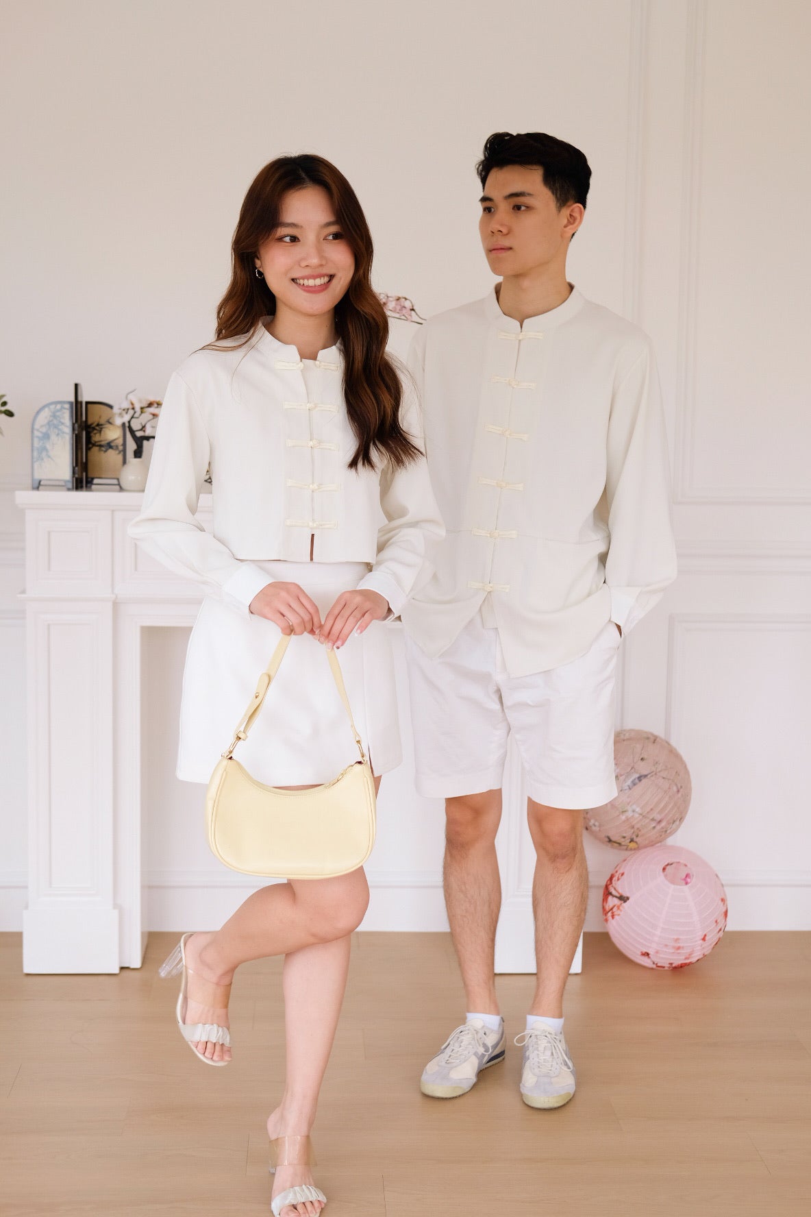 和妍 Yan Long Sleeves Crop Top (Ivory Cream)